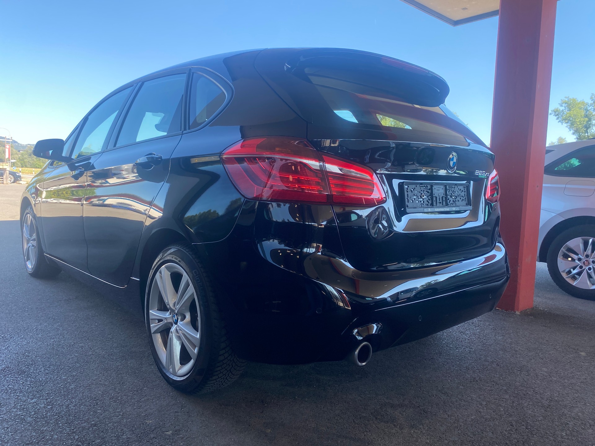 BMW 225xe iPerformance Active Tourer Steptronic-image-3