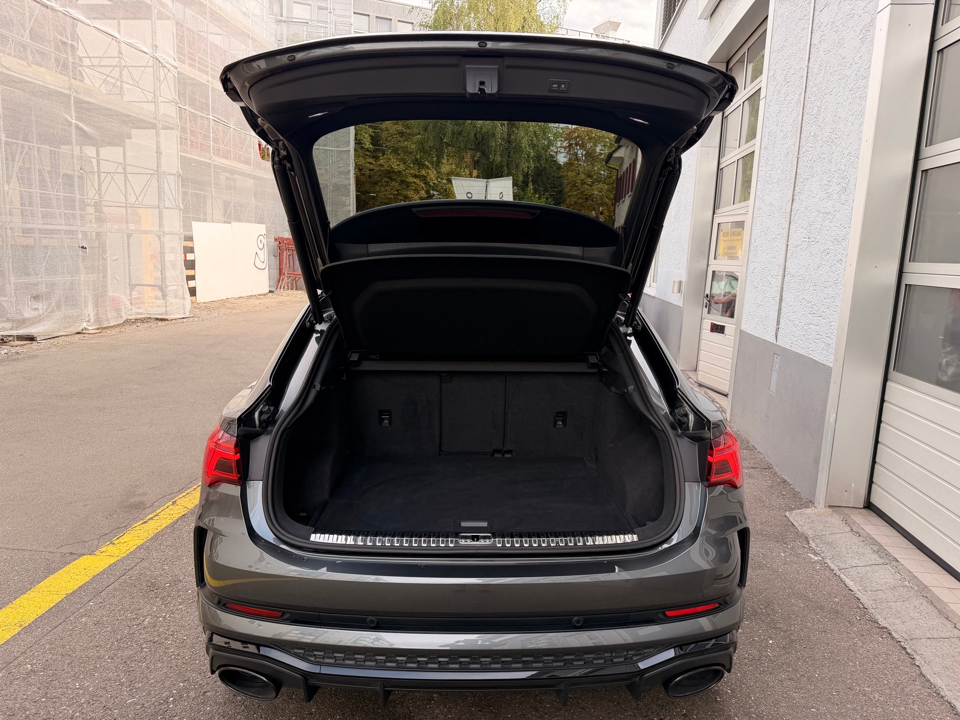 AUDI RS Q3 Sportback quattro S tronic-image-10
