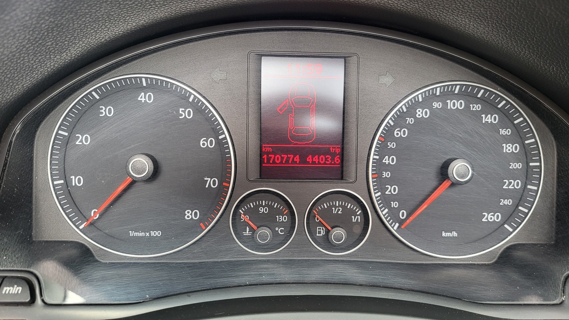 VW 2.0 200 T FSI DSG-image-8