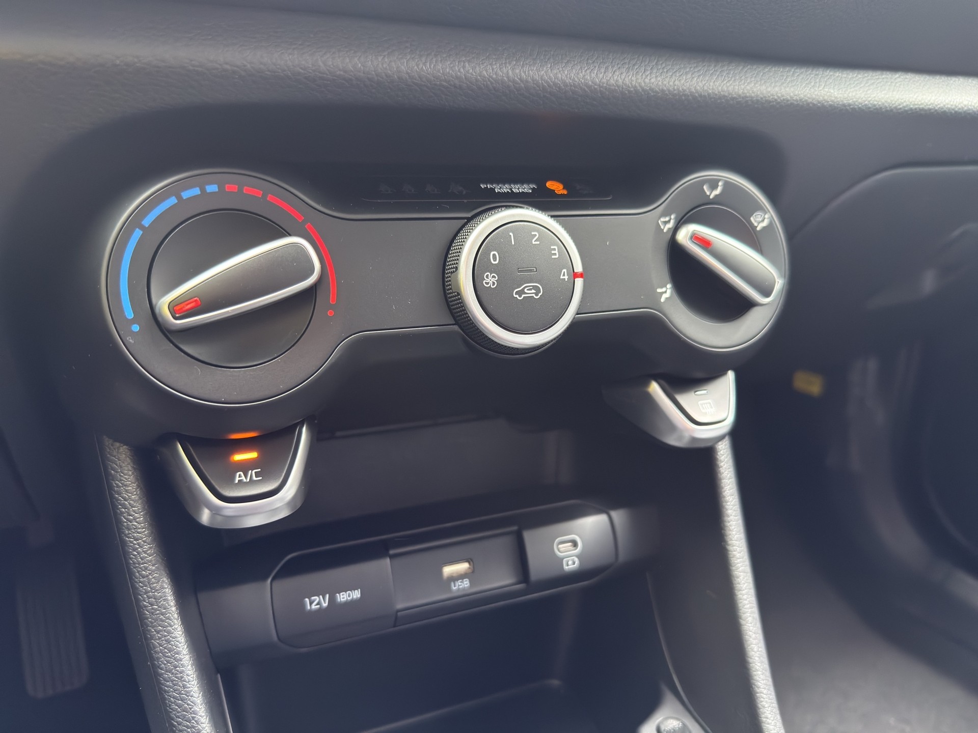 KIA Picanto 1.0 CVVT First Edition Automatic-image-11