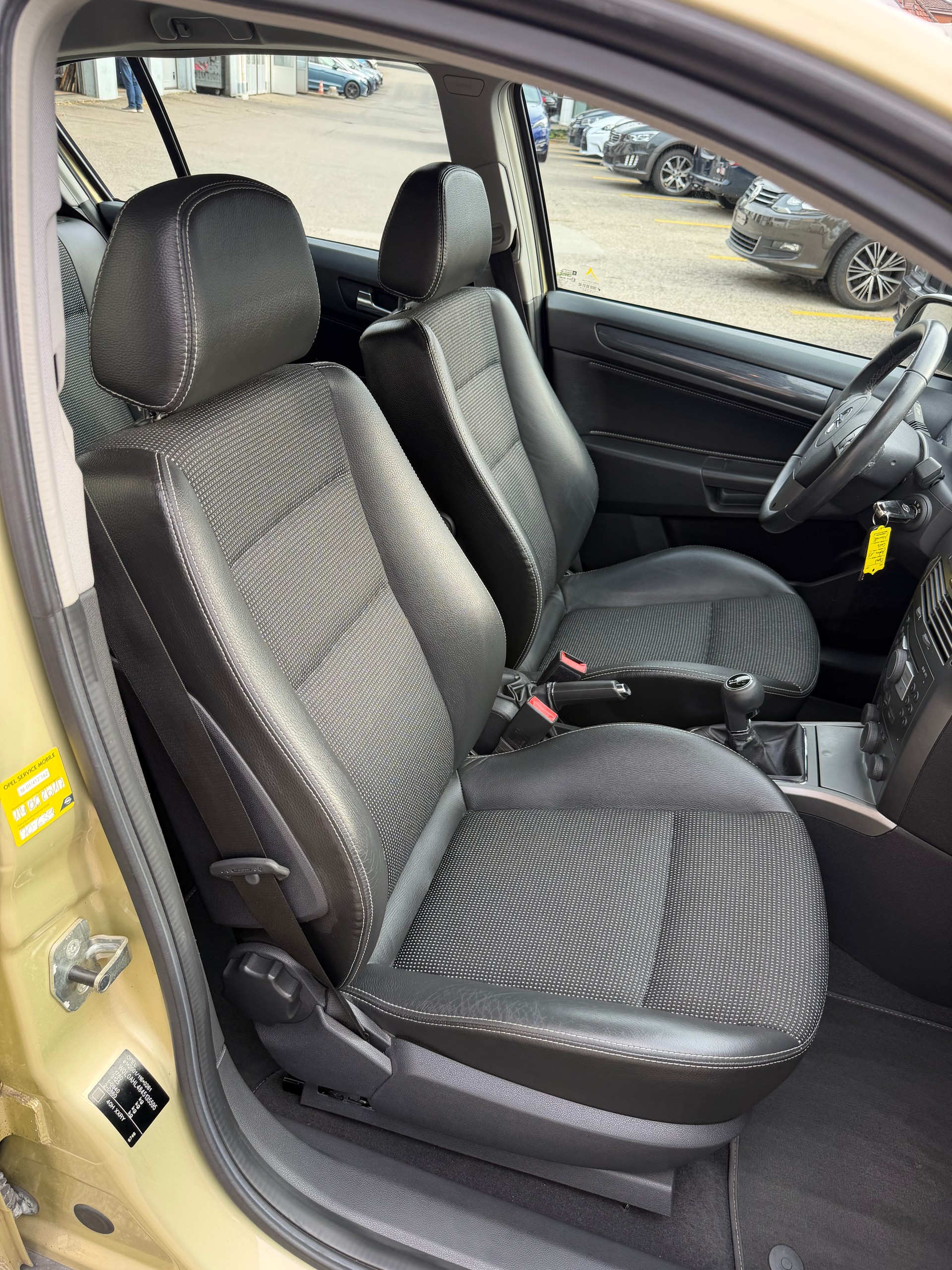 OPEL Astra 1.8i 16V Essentia-image-15