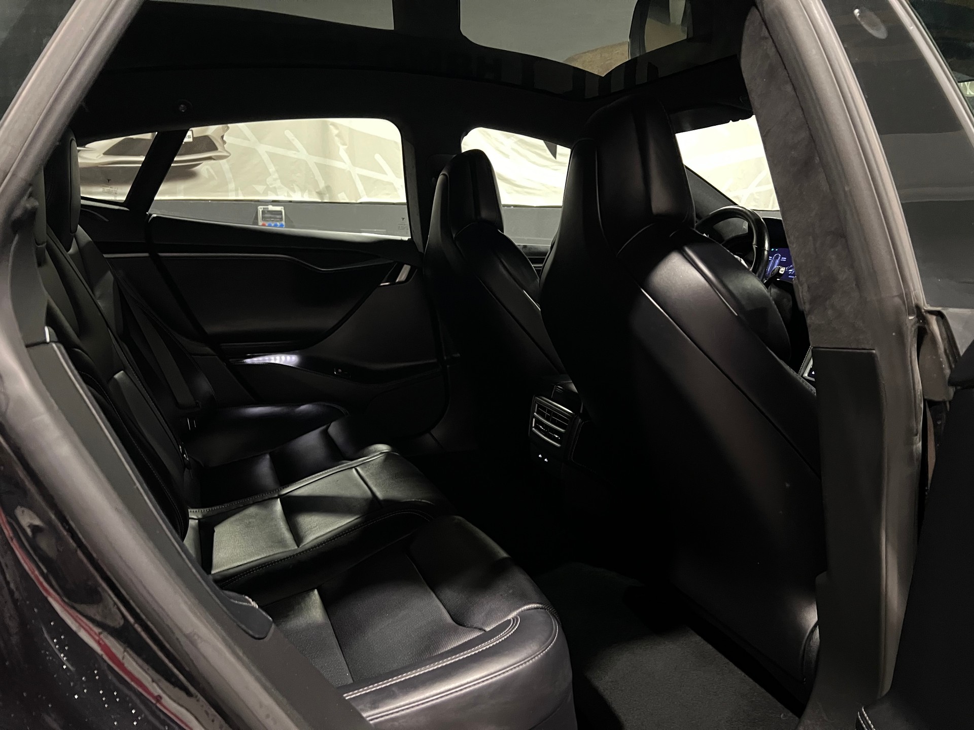 TESLA Model S 100 D Performance-image-15