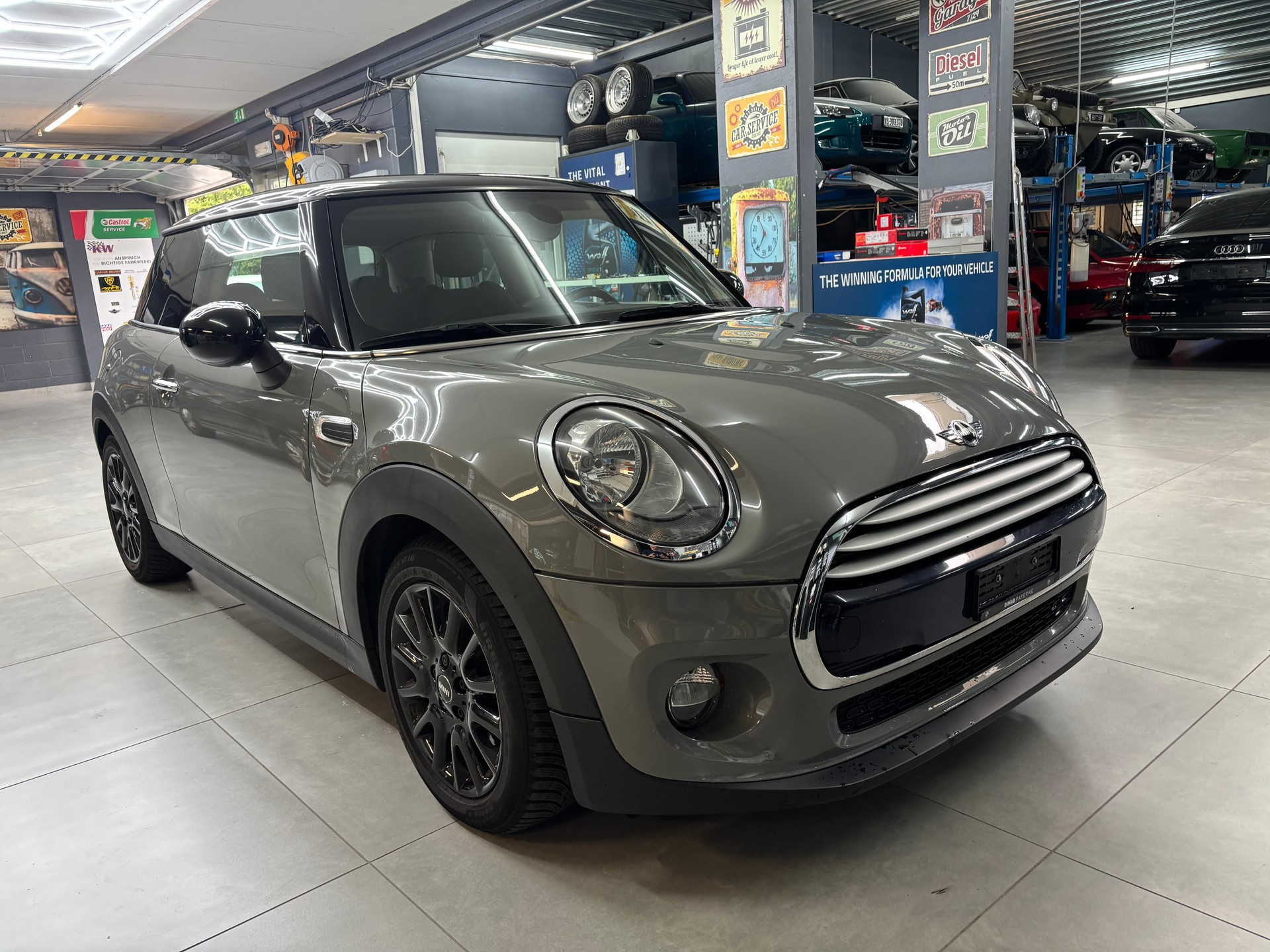MINI Cooper-image-2