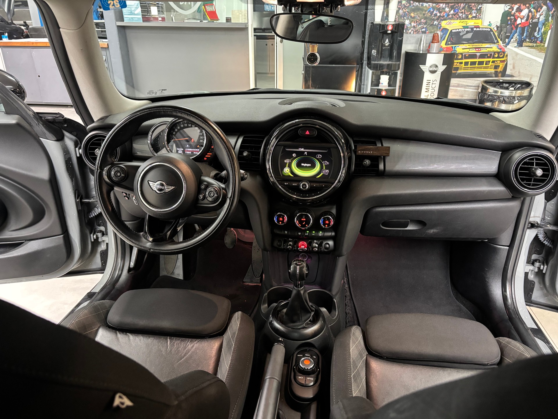 MINI Cooper-image-14
