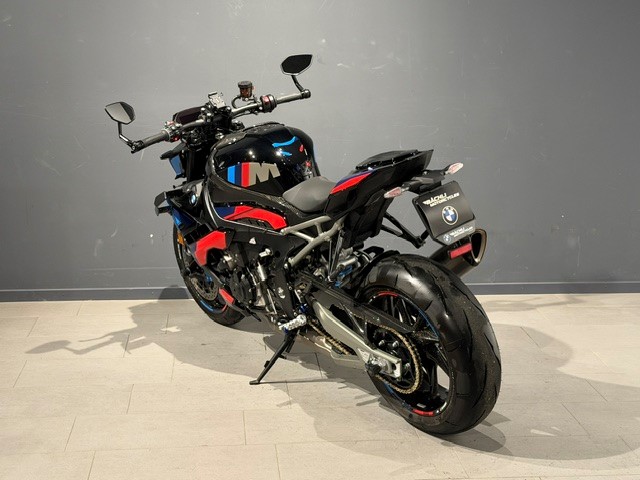 BMW M 1000 R-image-4
