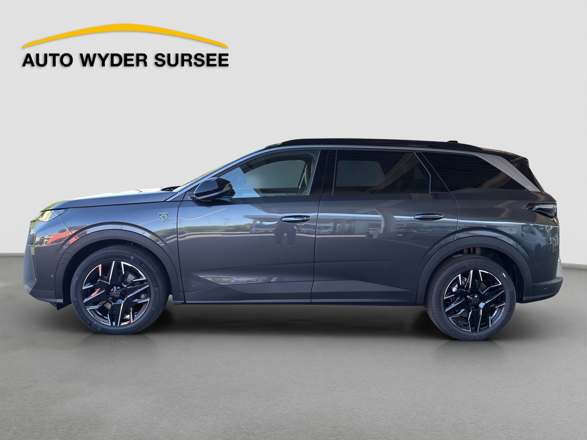 PEUGEOT 5008 1.2 Hybrid GT-image-2