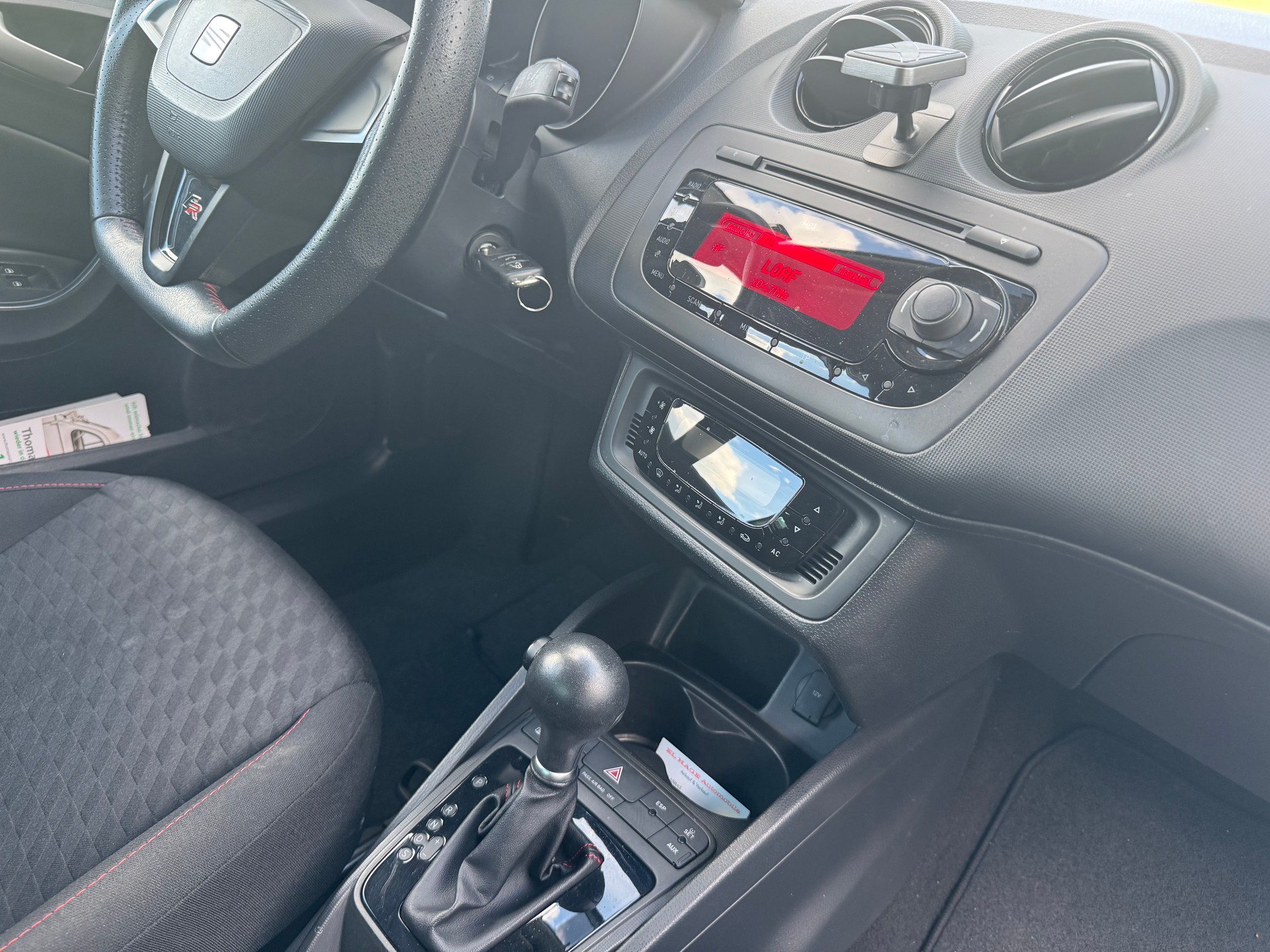 SEAT Ibiza 1.4 TSI FR-image-11