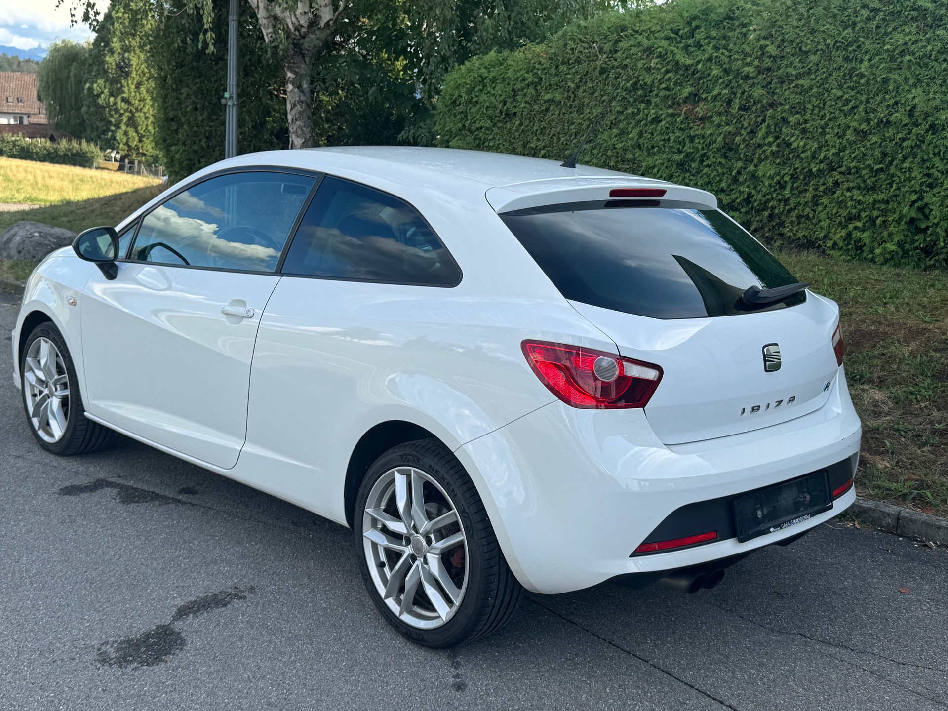 SEAT Ibiza 1.4 TSI FR-image-4