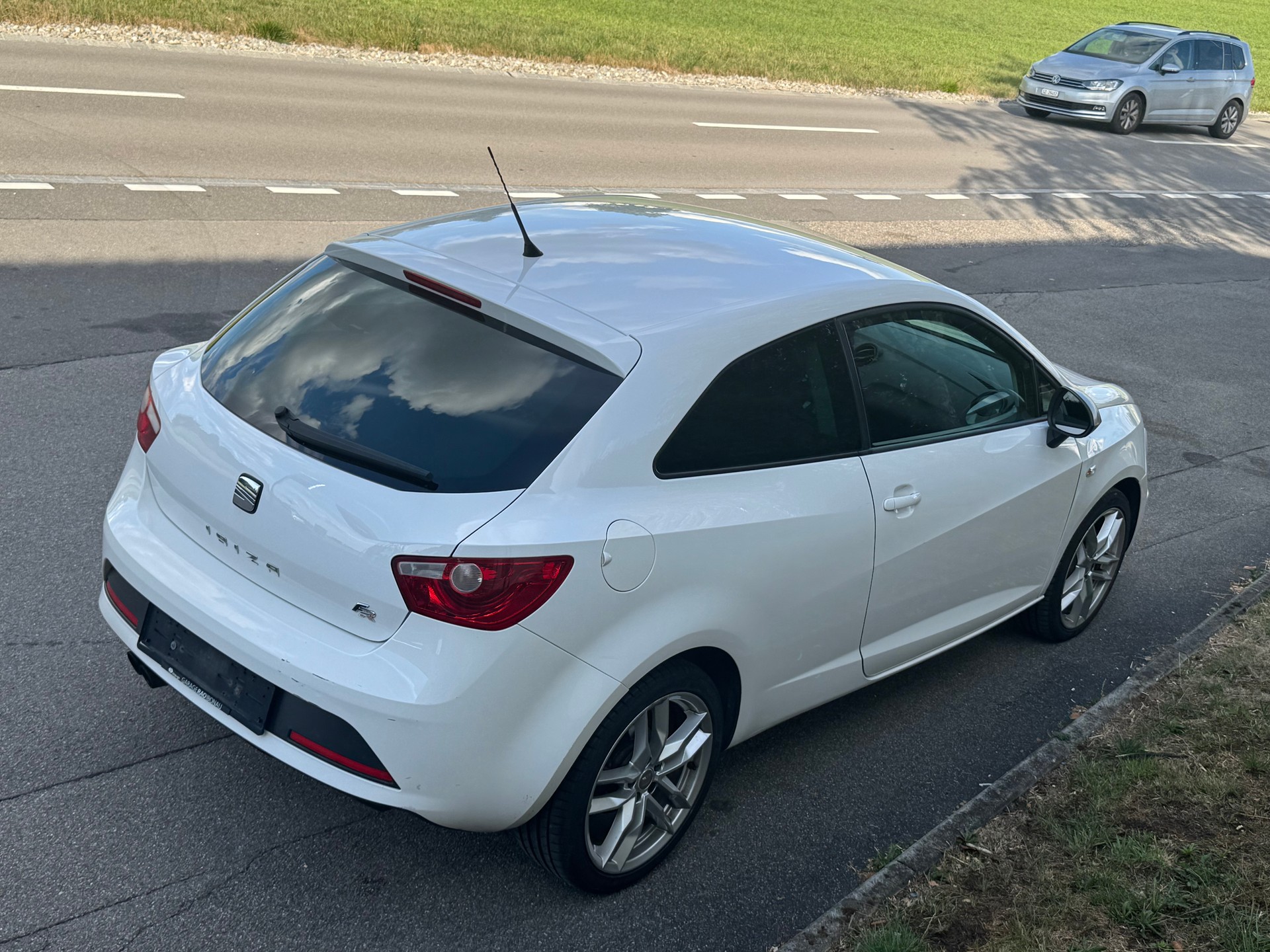SEAT Ibiza 1.4 TSI FR-image-3