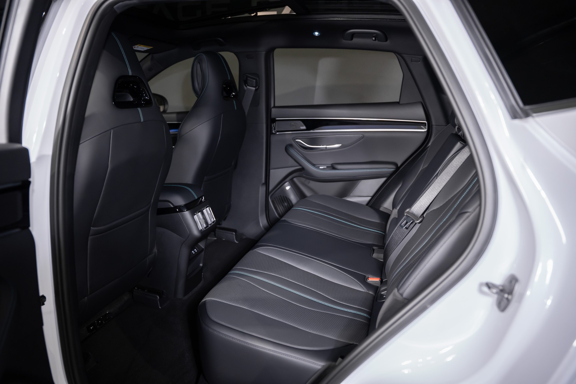 BYD Seal U DM-i Boost-image-22