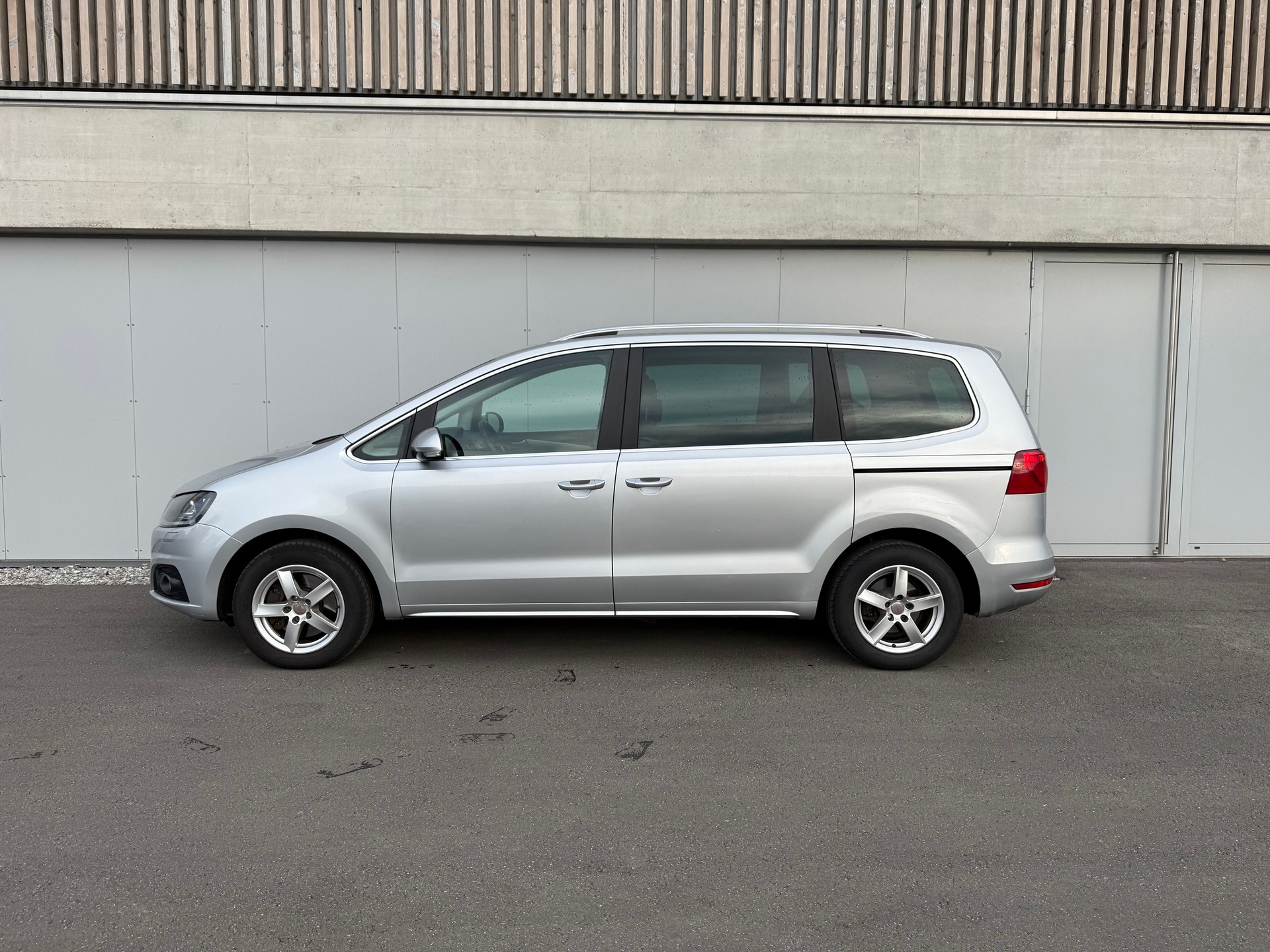 SEAT Alhambra 2.0TDI Style Eco DSG-image-2