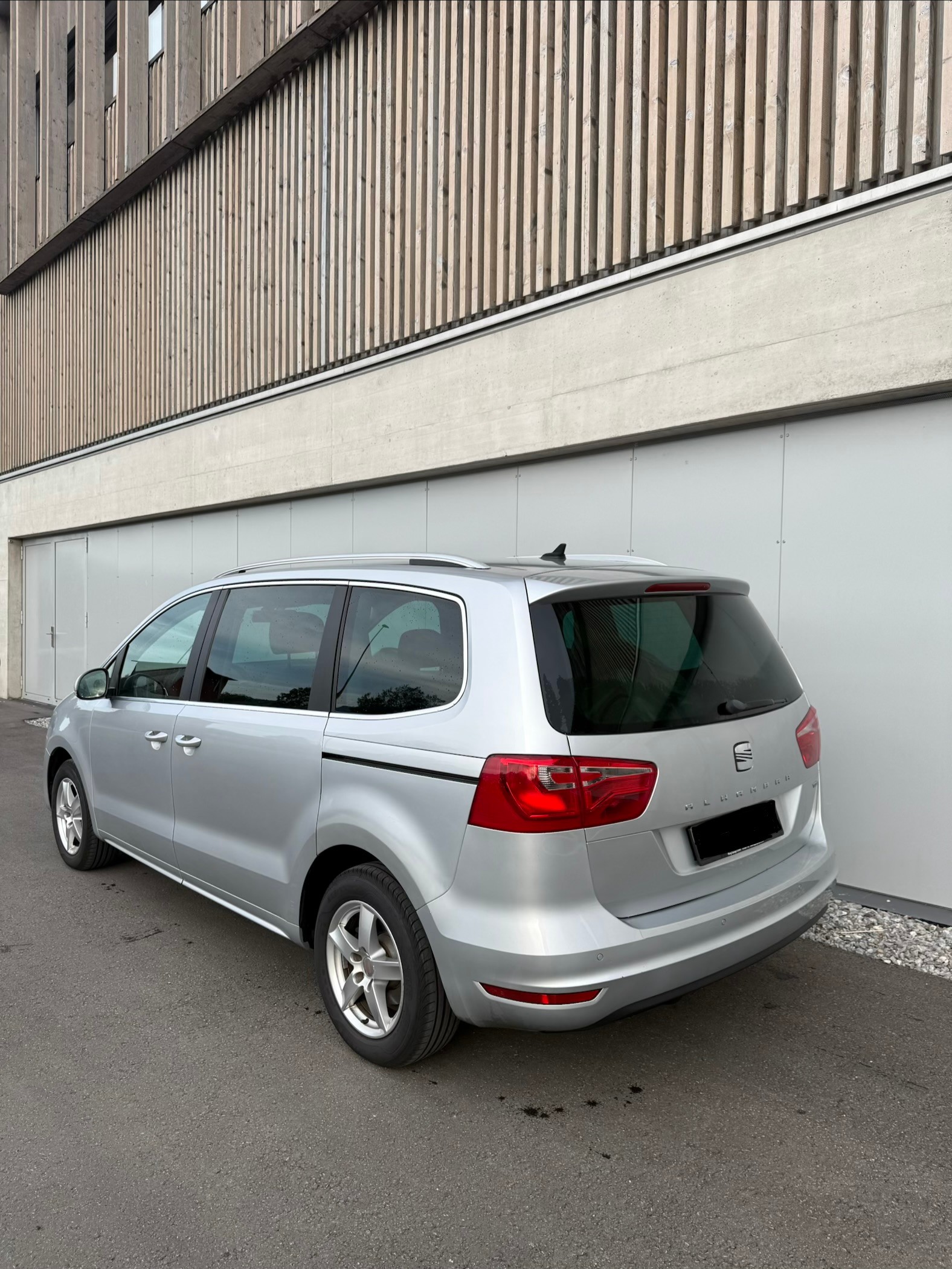 SEAT Alhambra 2.0TDI Style Eco DSG-image-3
