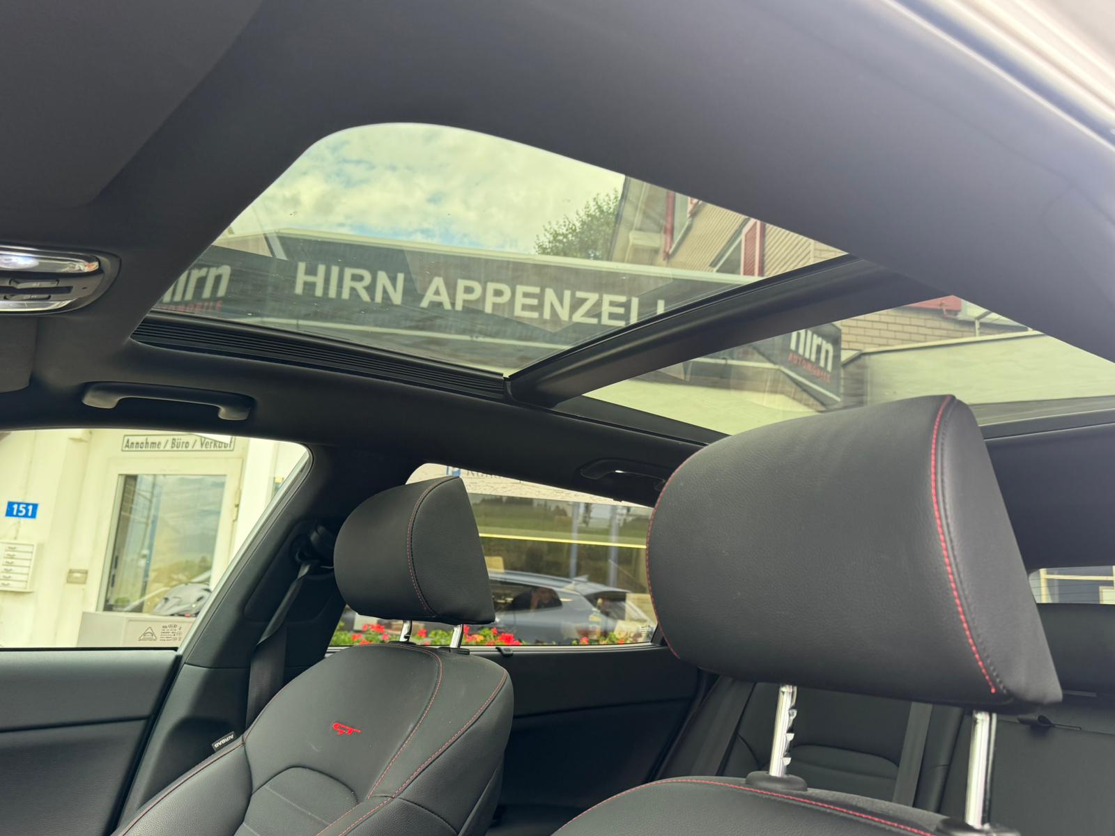KIA Optima Sportswagon 2.0 T-GDi Style GT-image-5