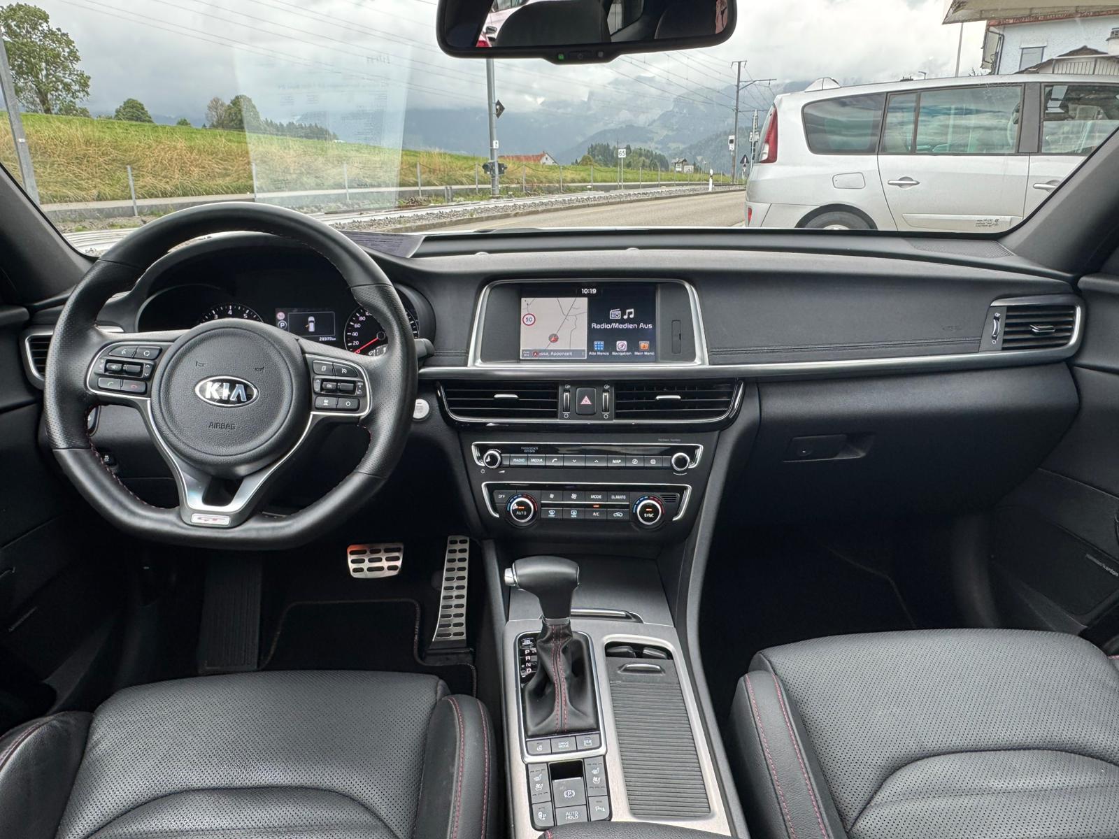 KIA Optima Sportswagon 2.0 T-GDi Style GT-image-6