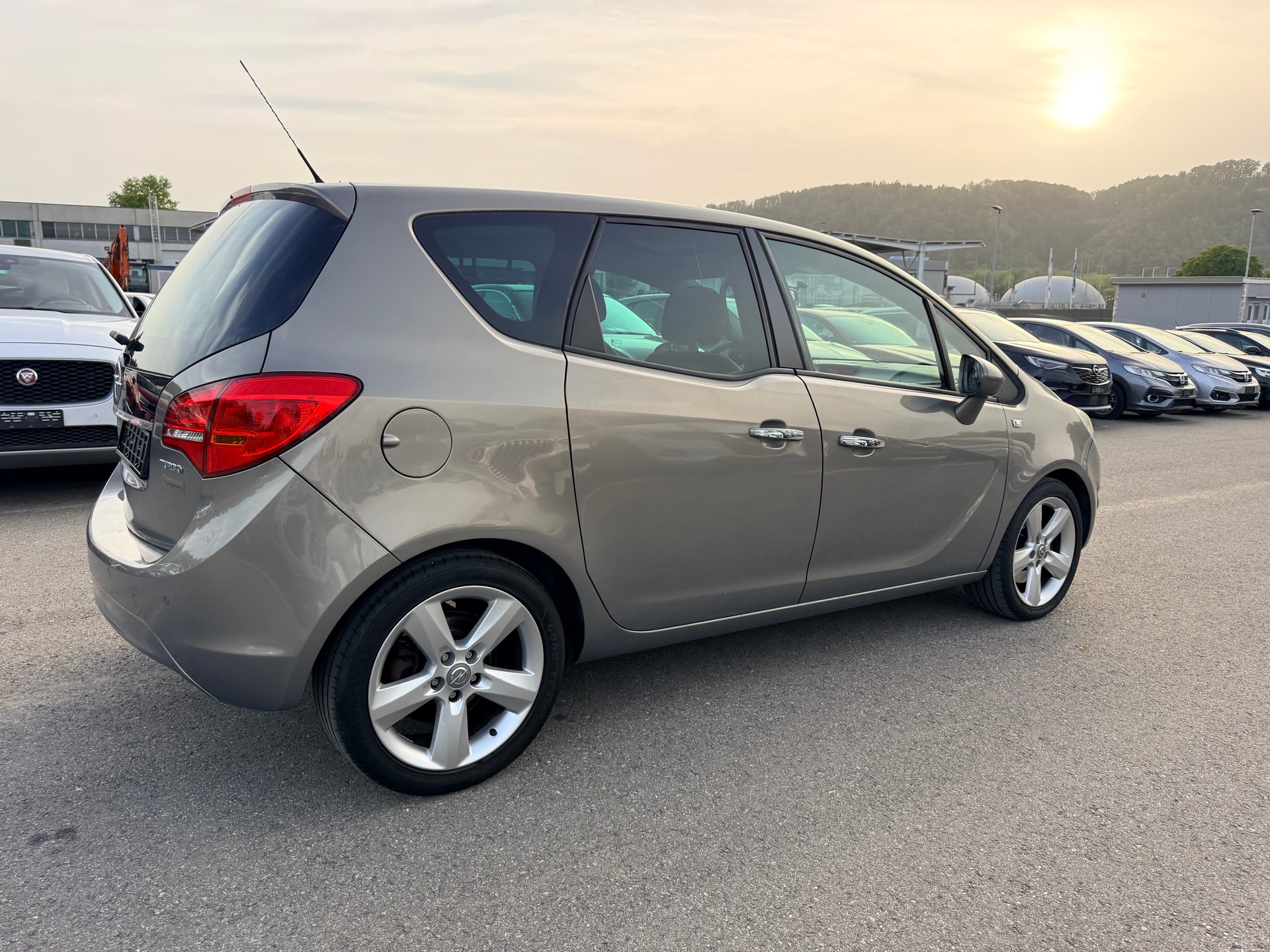 OPEL Meriva 1.4 Turbo Cosmo-image-5