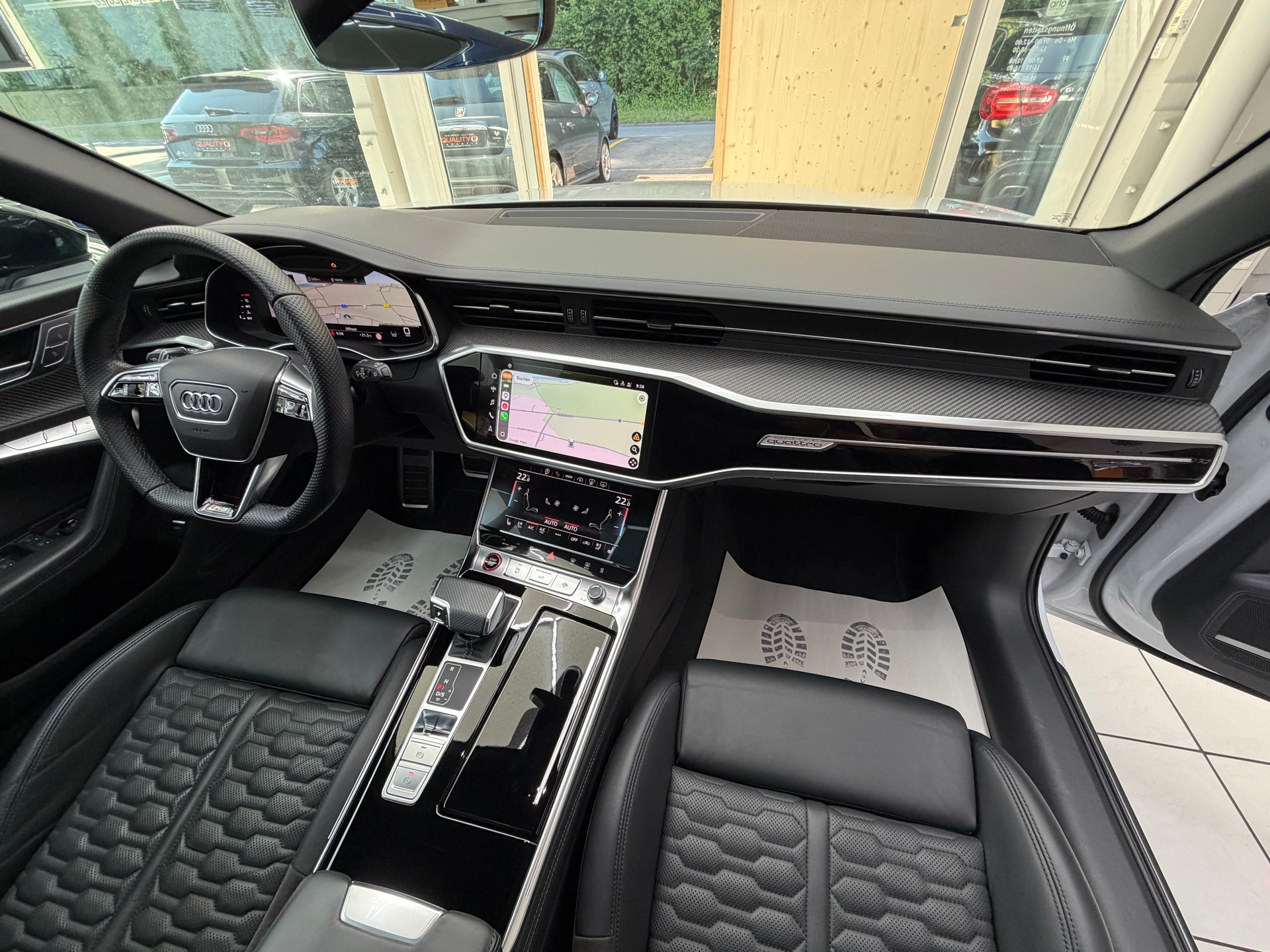 AUDI RS6 Avant 4.0 V8 TFSI quattro T-Tronic-image-15