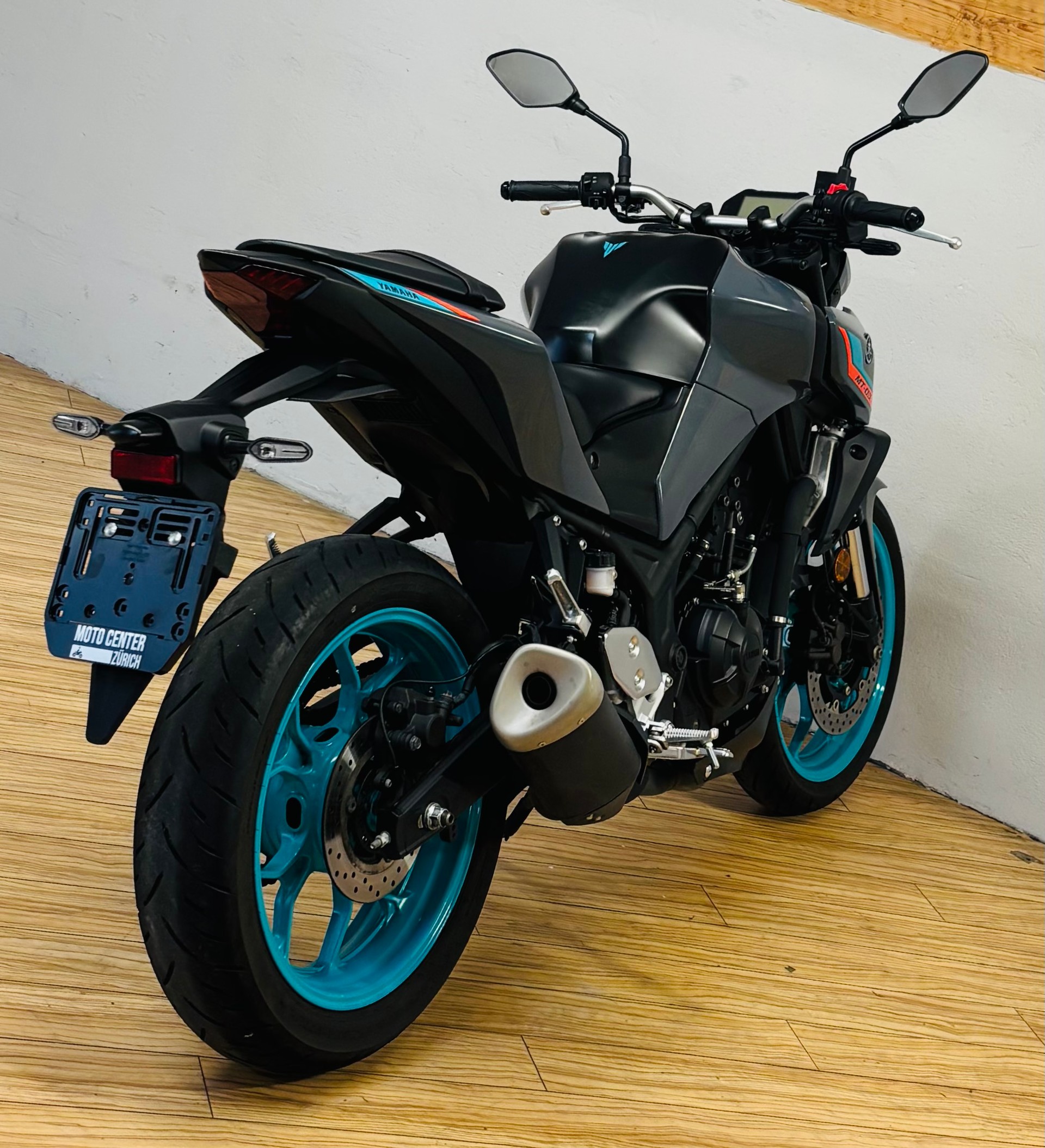 YAMAHA MT-03 ABS-showroom-element-2