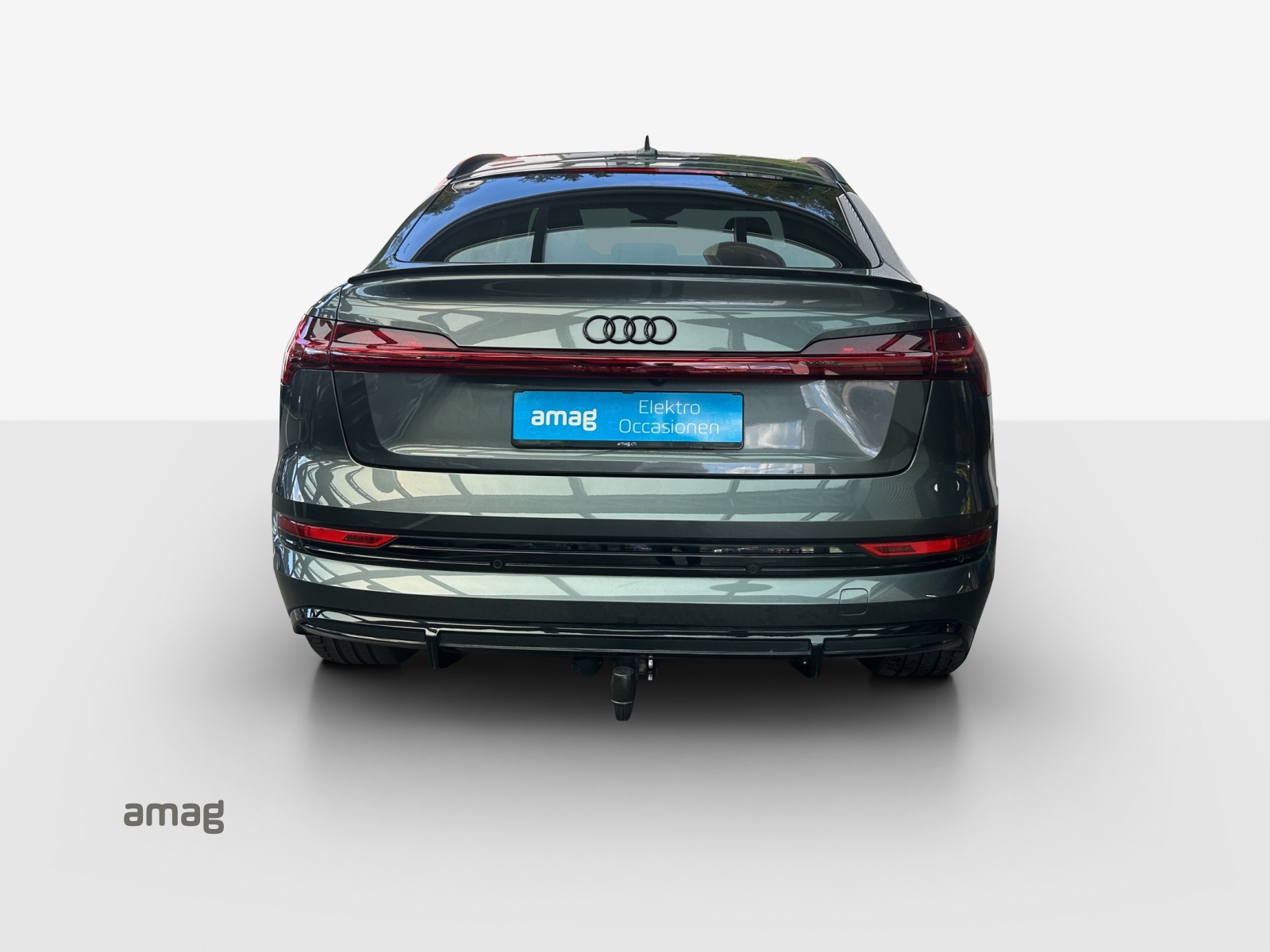 AUDI e-tron 55 Sportback S Line Black Edition quattro-image-3