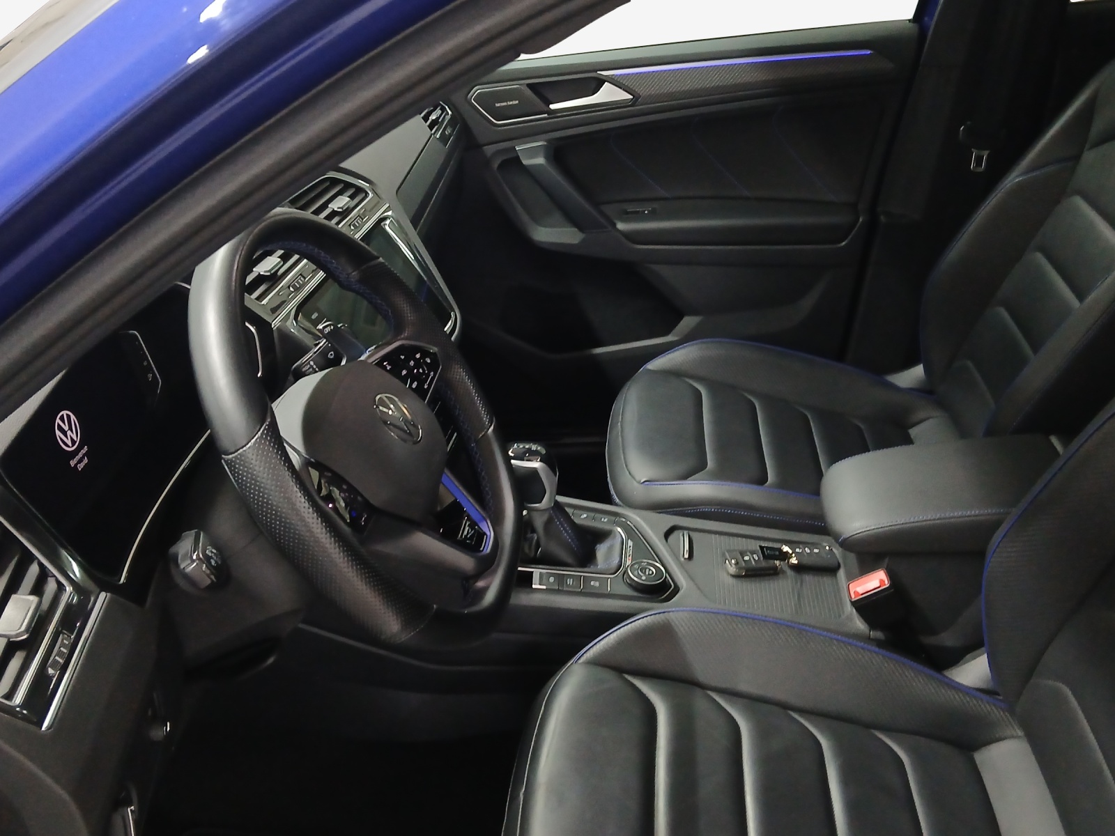 VW Tiguan 2.0TSI R 4Motion DSG-image-7