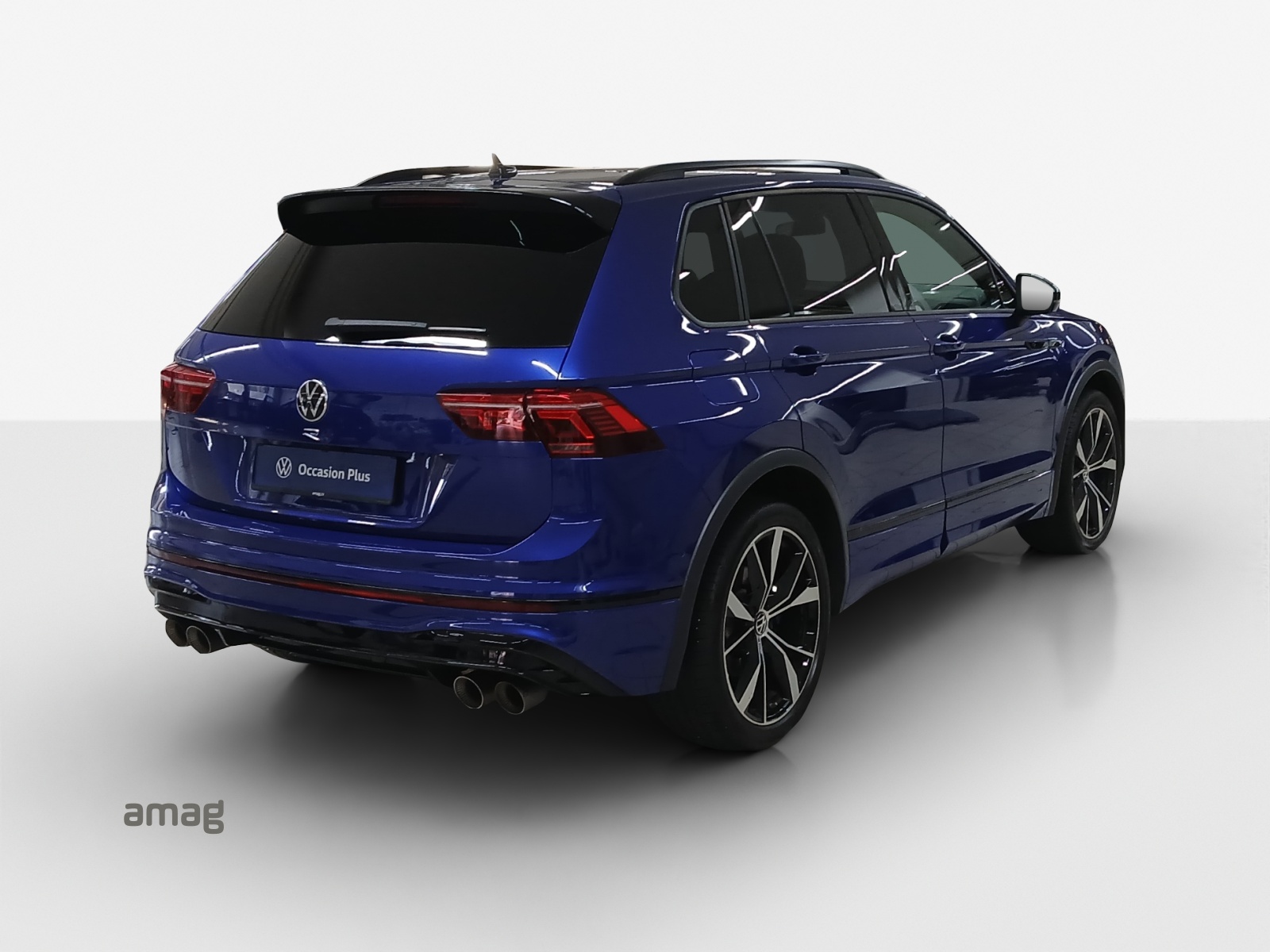 VW Tiguan 2.0TSI R 4Motion DSG-image-4
