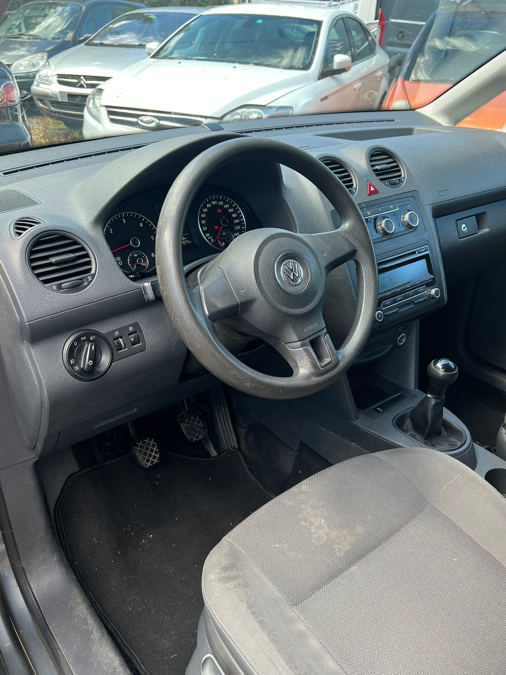 VW Caddy 1.6 TDI Blue Motion Technology Comfortline-image-6