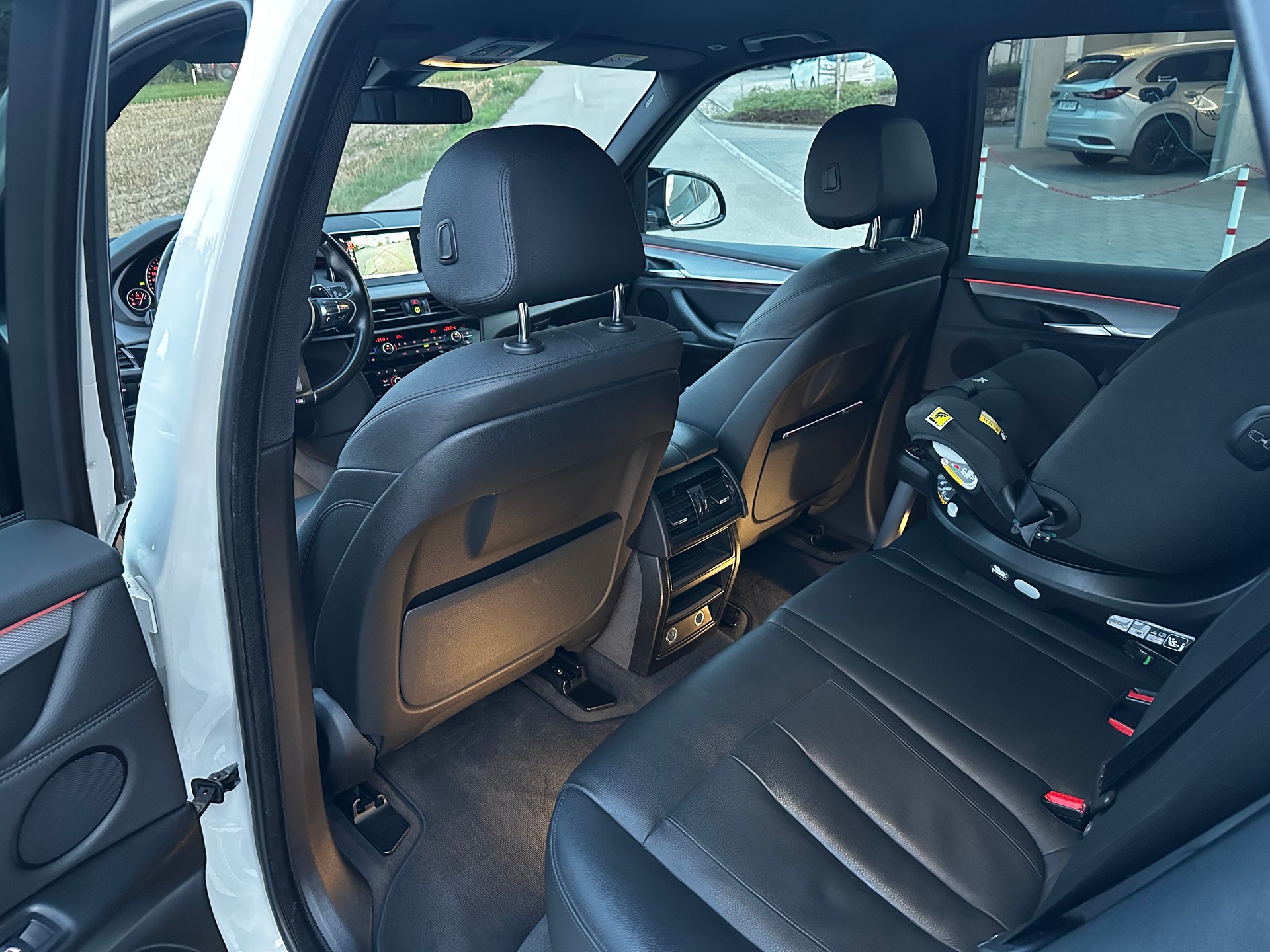 BMW X5 xDrive 30d Steptronic-image-11