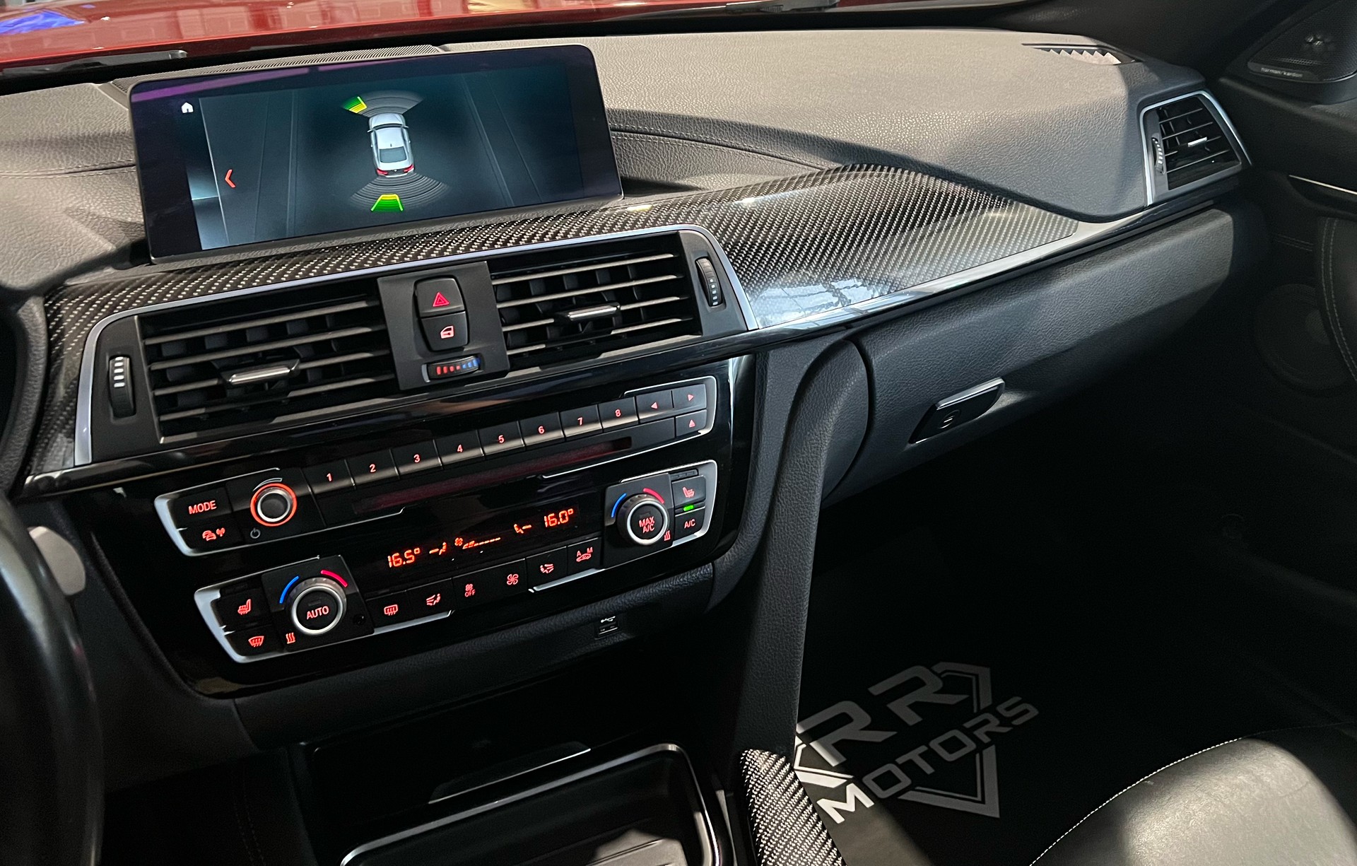 BMW M4 Coupé Competition DKG-image-8