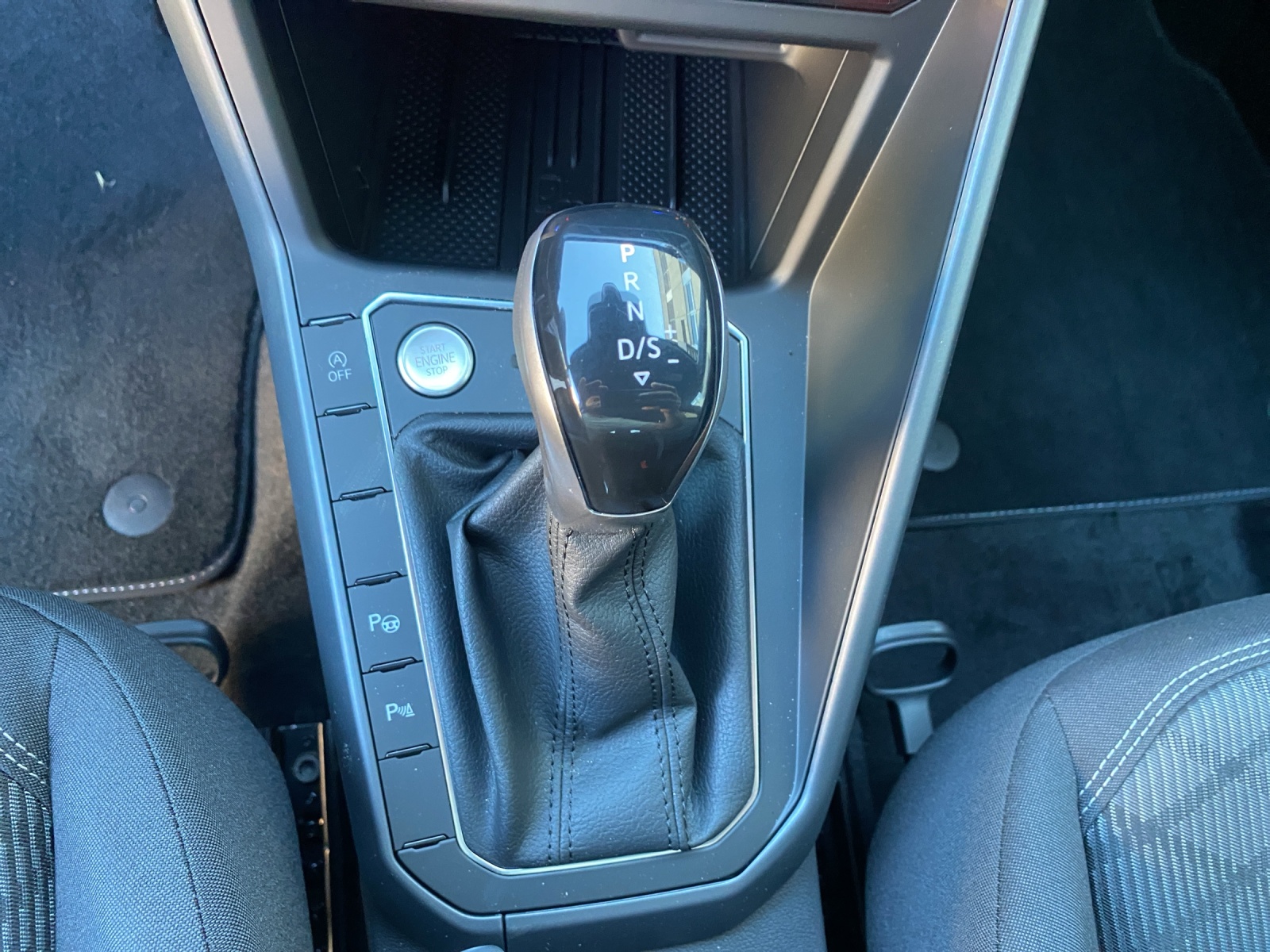 VW Polo 1.0 TSI R-Line DSG-image-13