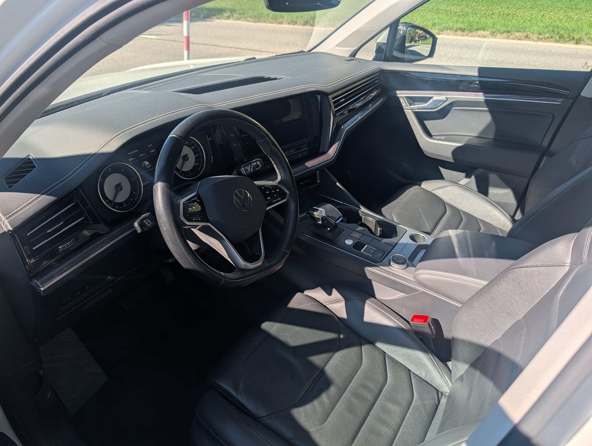 VW 3.0 V6 TDI-image-5