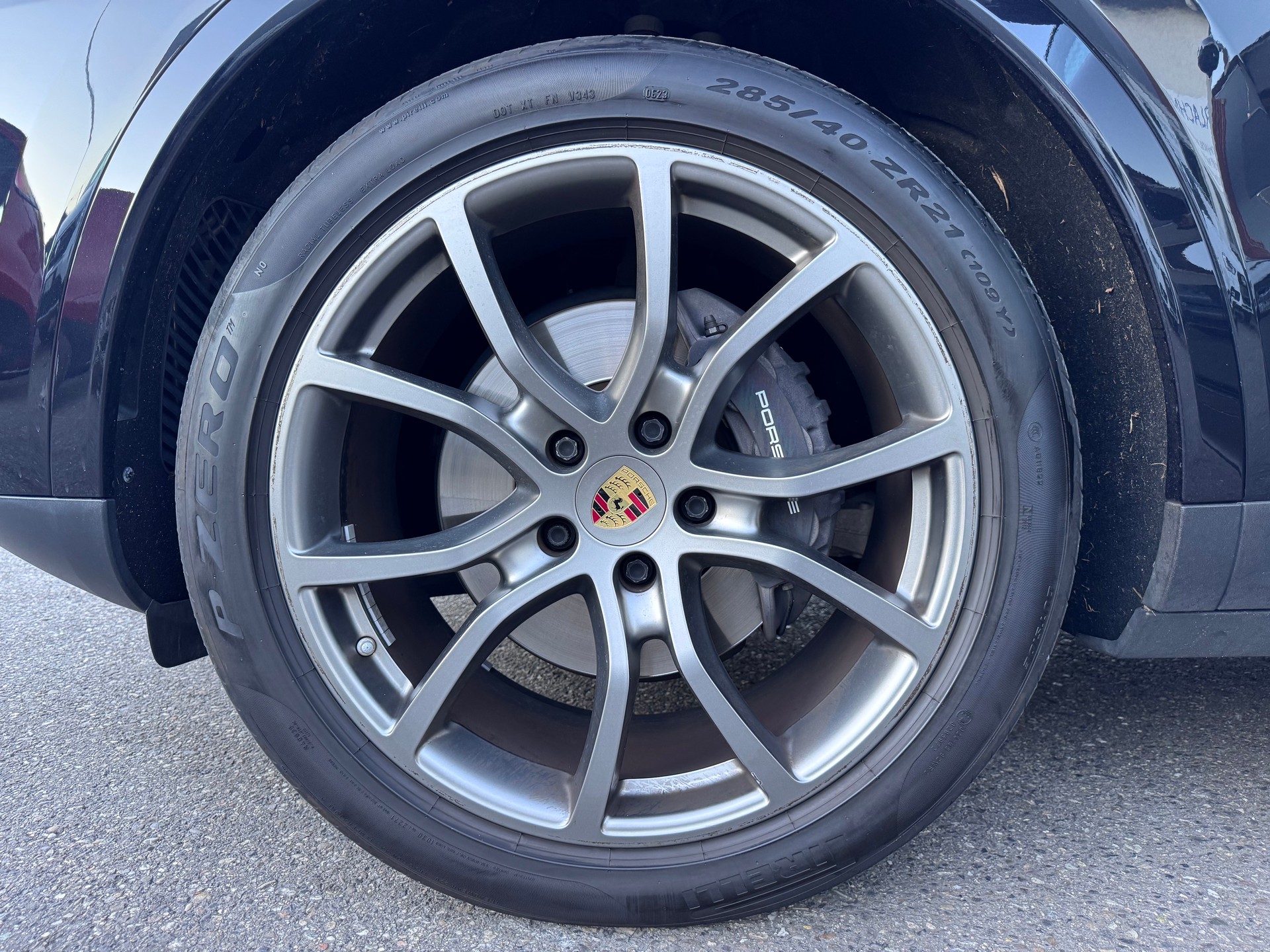 PORSCHE Cayenne Coupé E-Hybrid-image-16