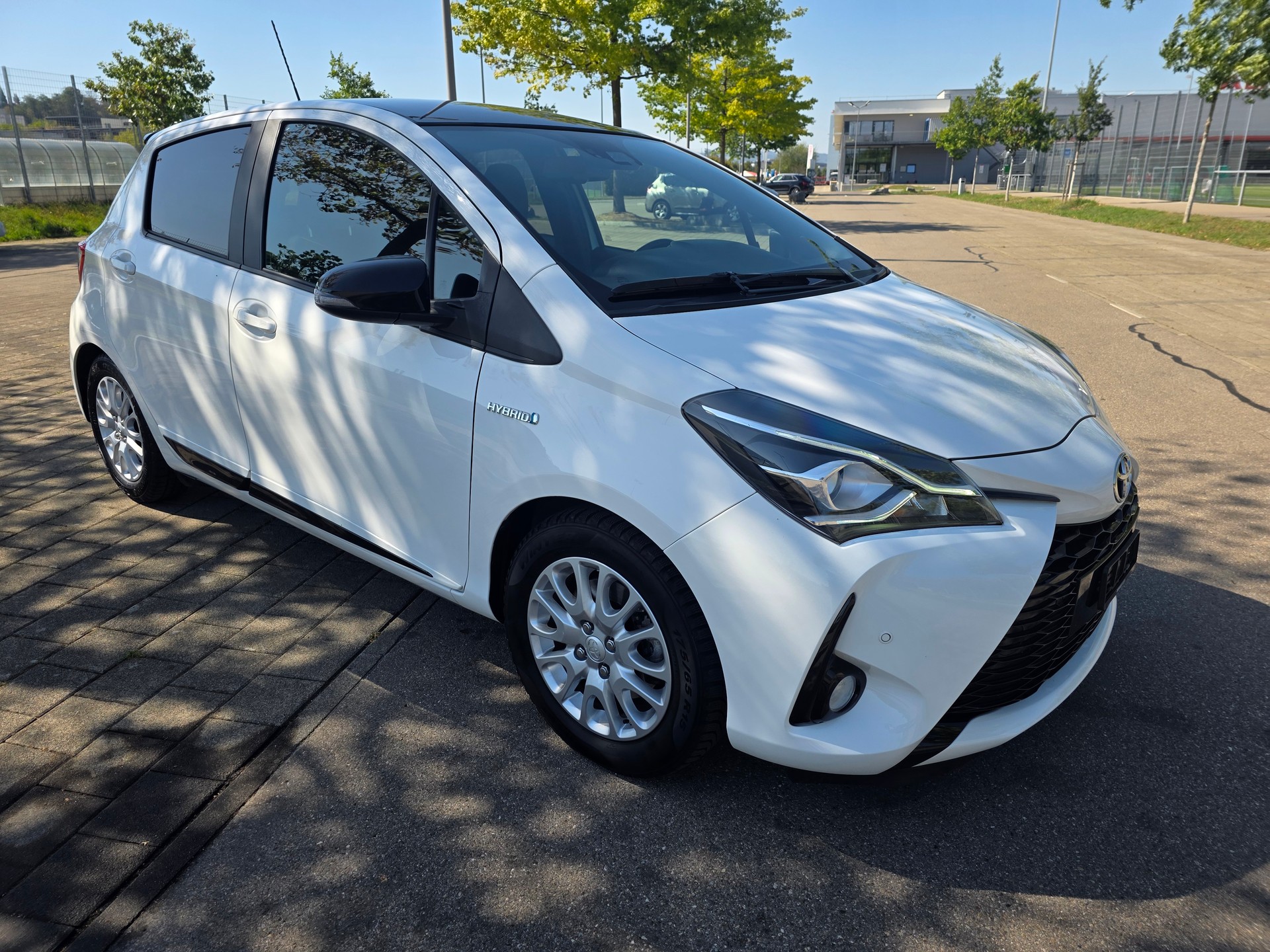 TOYOTA Yaris 1.5 VVT-i Hybrid GR-S e-CVT-image-1