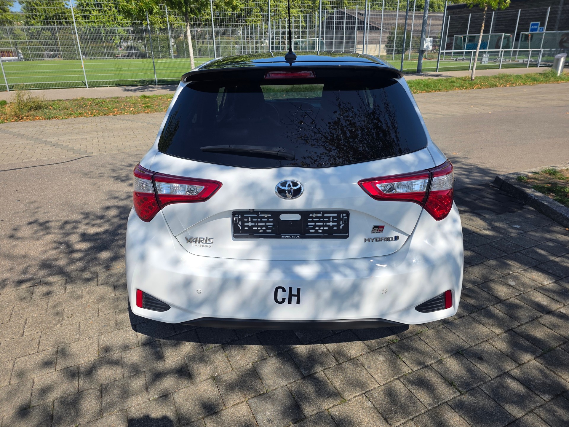 TOYOTA Yaris 1.5 VVT-i Hybrid GR-S e-CVT-image-8