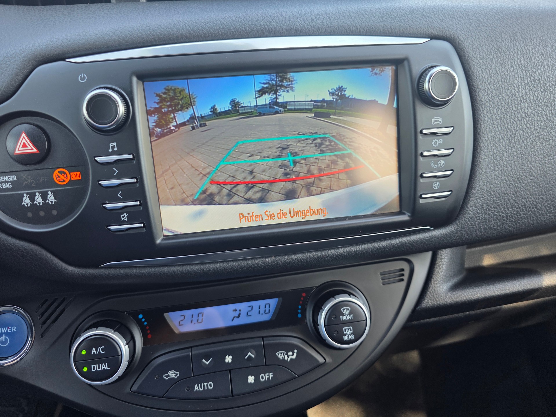 TOYOTA Yaris 1.5 VVT-i Hybrid GR-S e-CVT-image-18