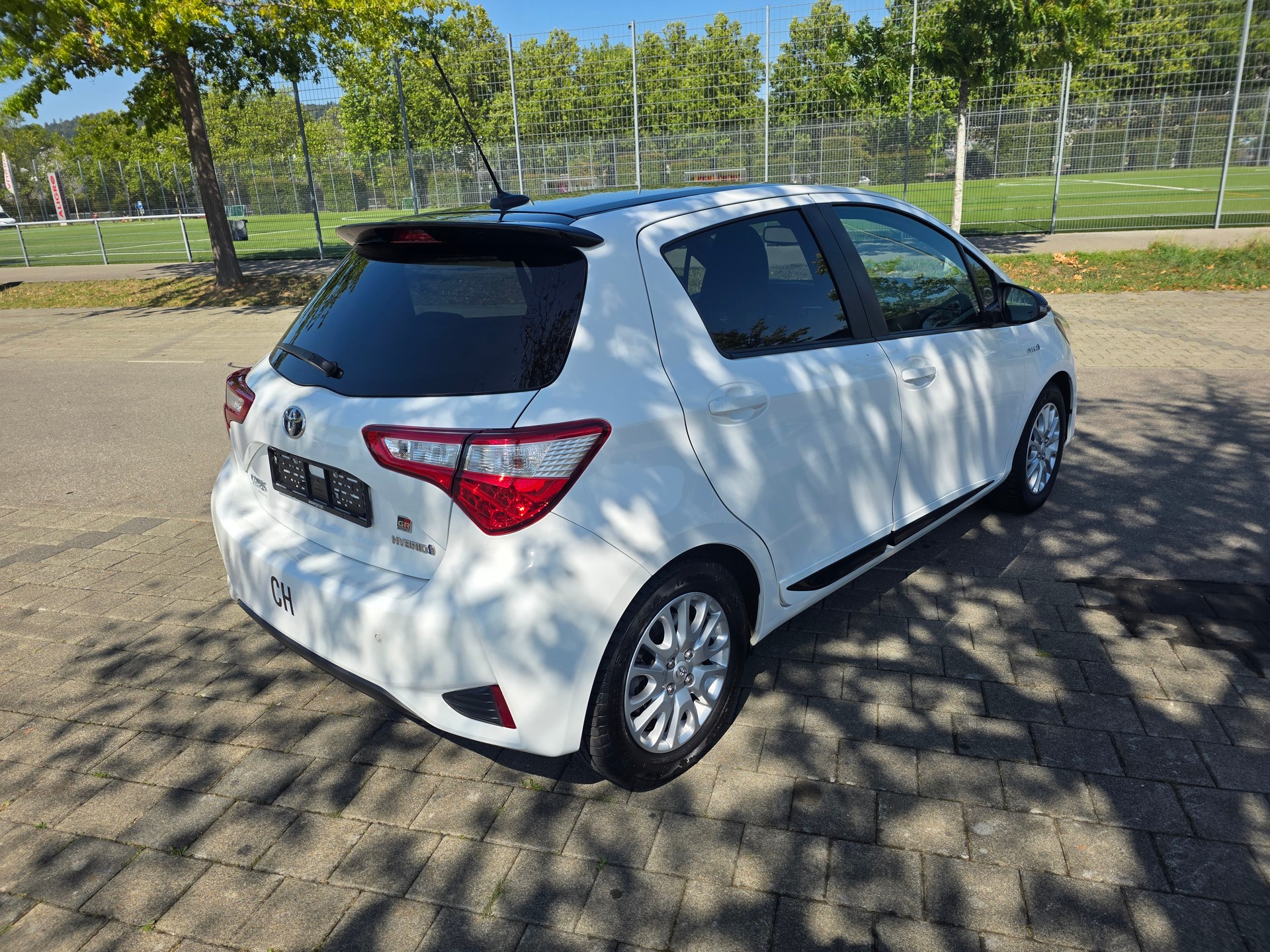 TOYOTA Yaris 1.5 VVT-i Hybrid GR-S e-CVT-image-6