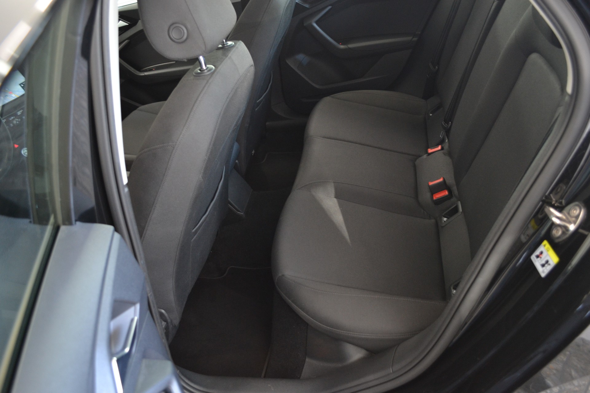 AUDI A1 Sportback 30 TFSI advanced S-tronic-image-9