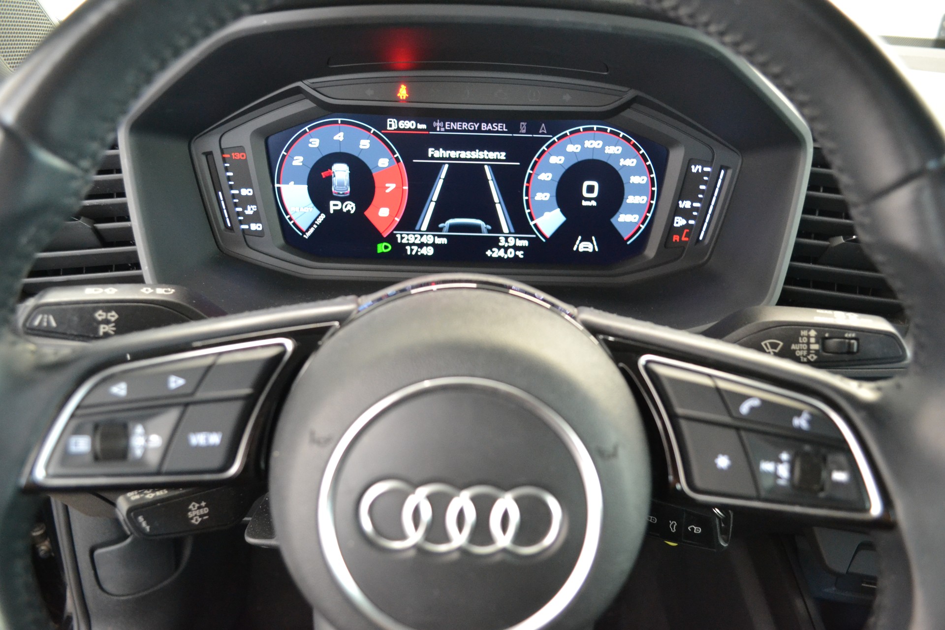 AUDI A1 Sportback 30 TFSI advanced S-tronic-image-13