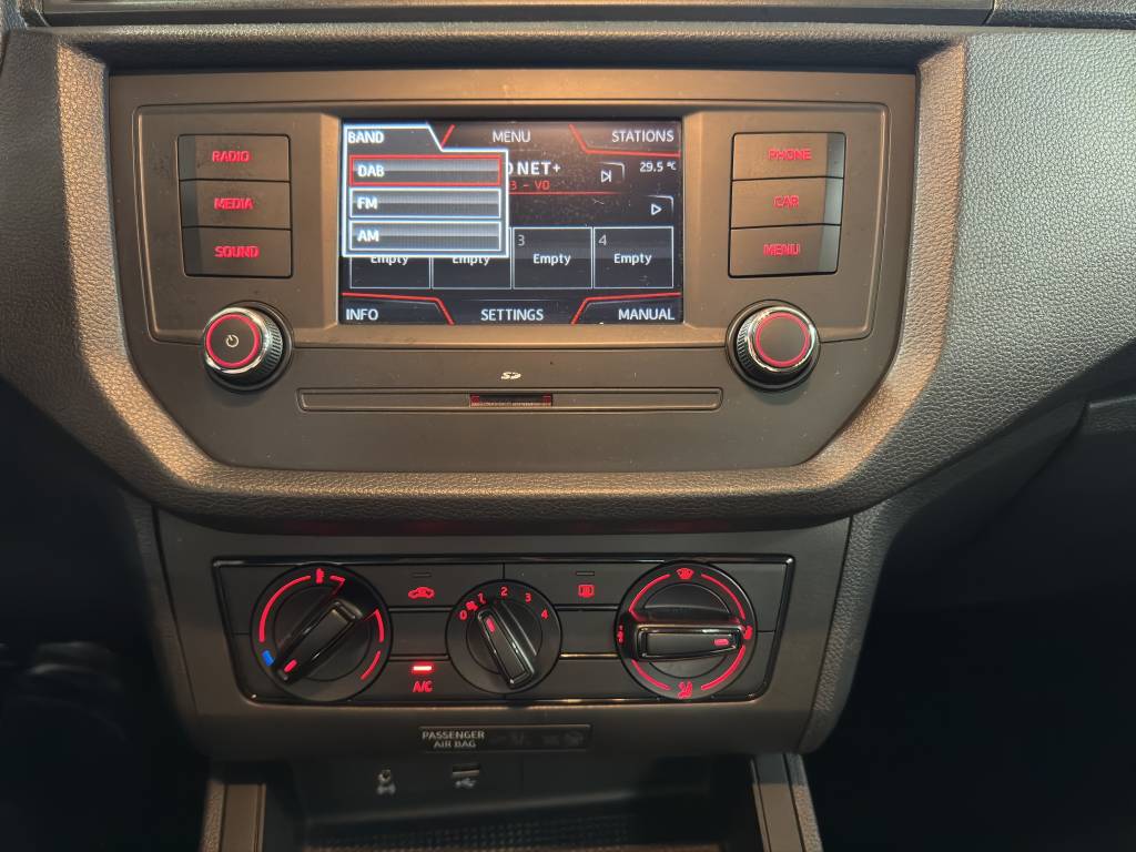 SEAT Ibiza 1.0 EcoTSI Sol-image-13