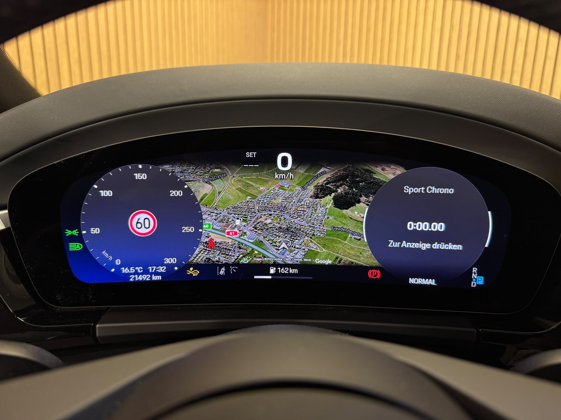 PORSCHE Macan 4 100kWh-image-13