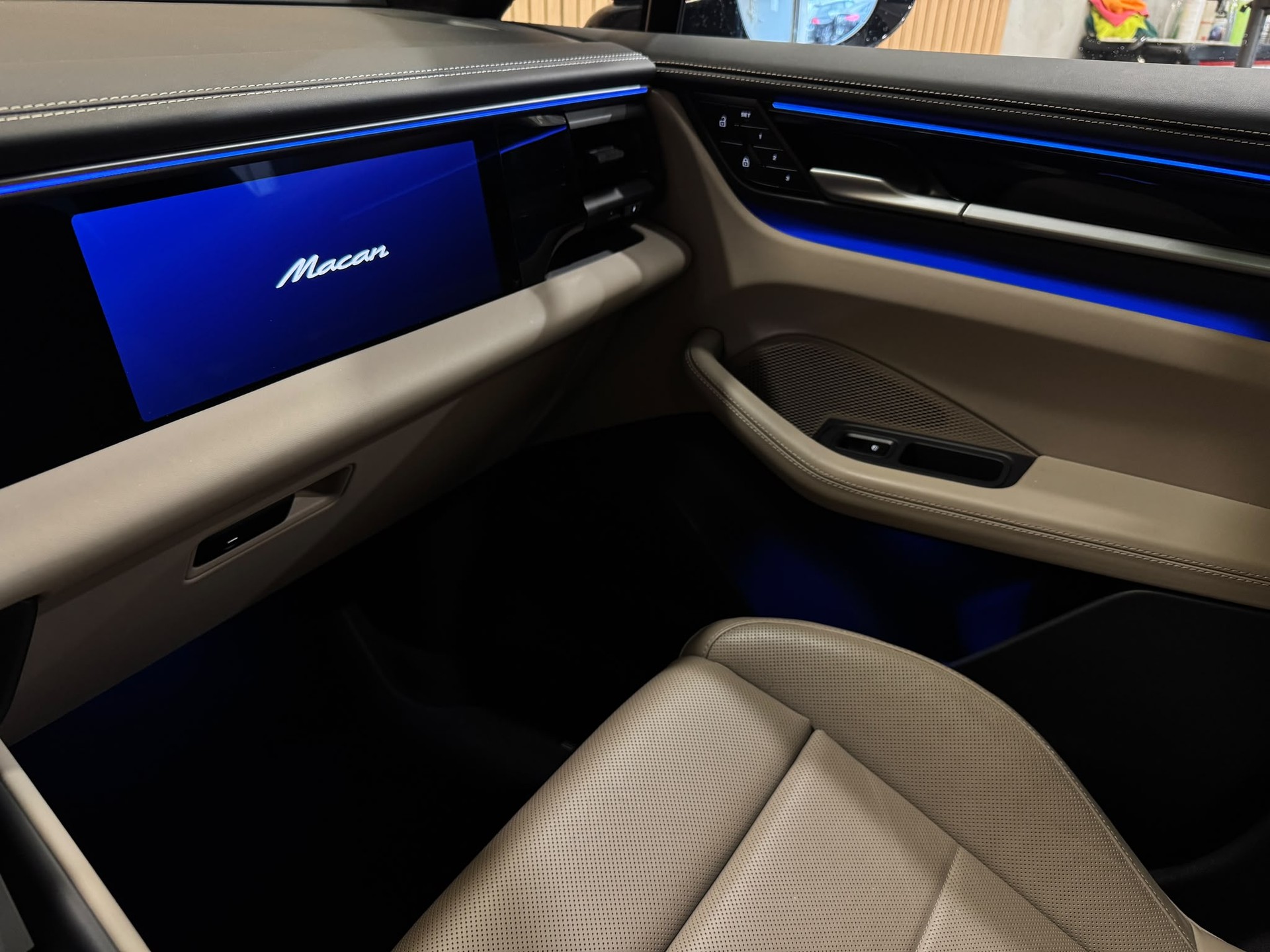 PORSCHE Macan 4 100kWh-image-17