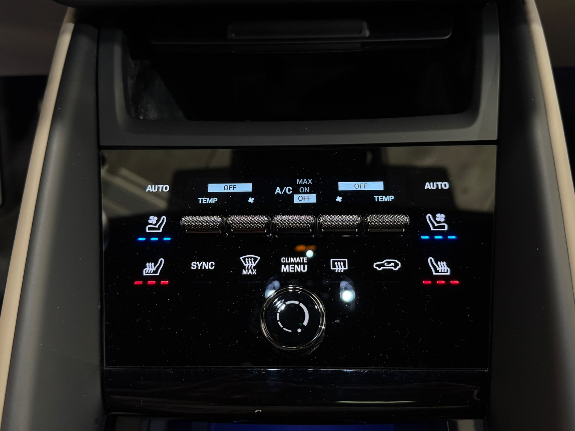 PORSCHE Macan 4 100kWh-image-16