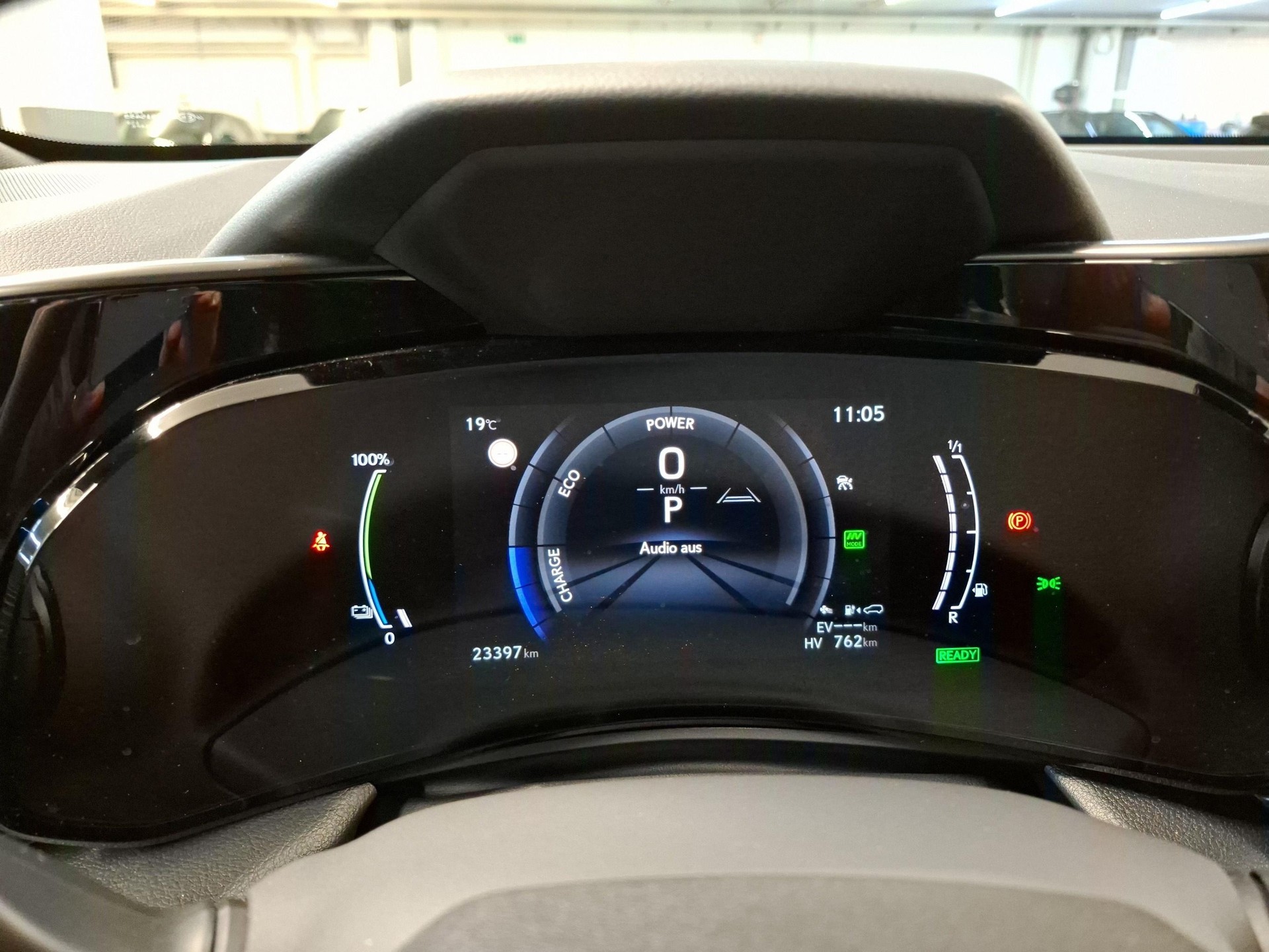 LEXUS NX 450h+ F-Sport-image-14