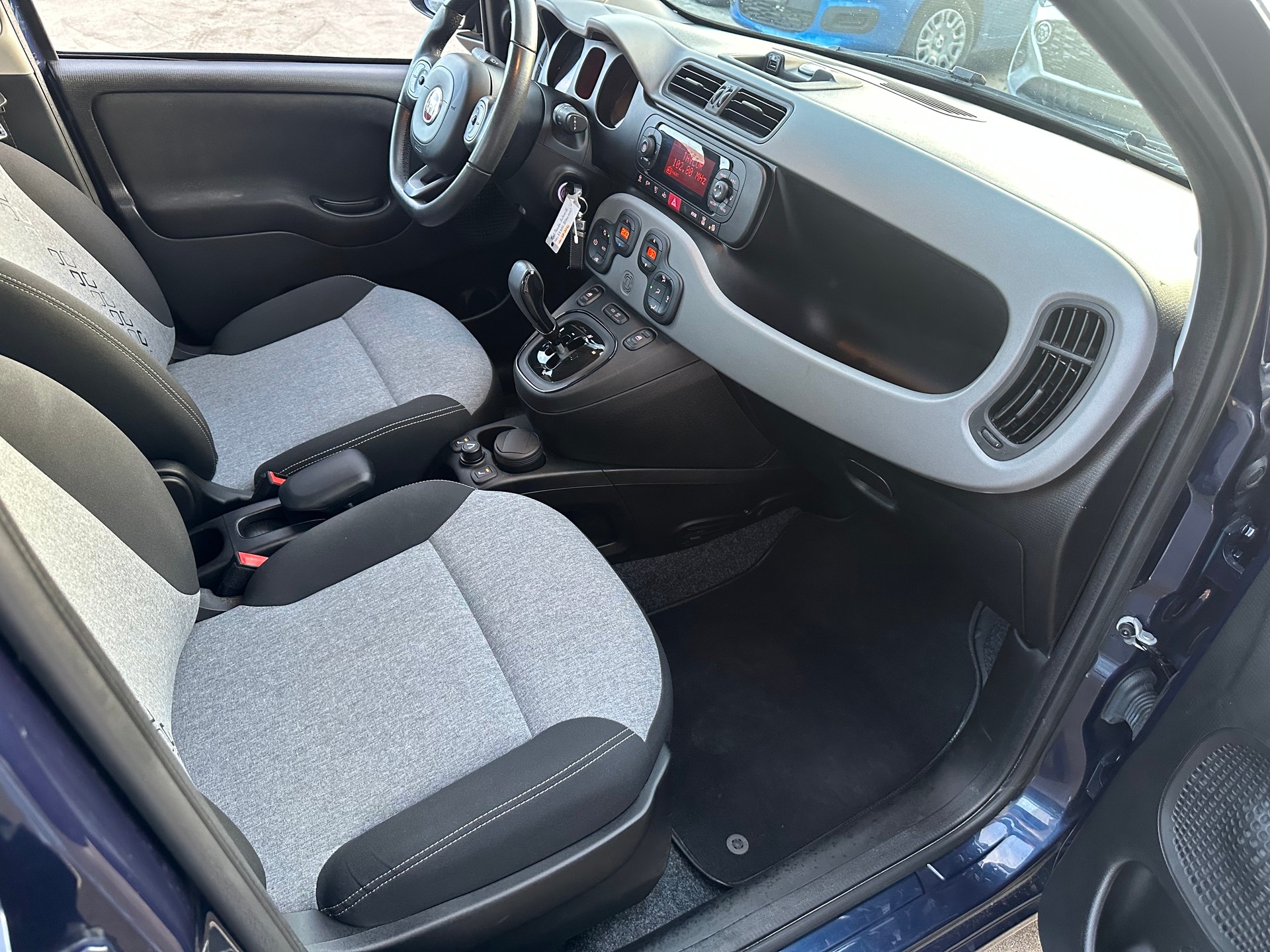 FIAT Panda 0.9 Twinair Turbo Lounge MTA-image-18