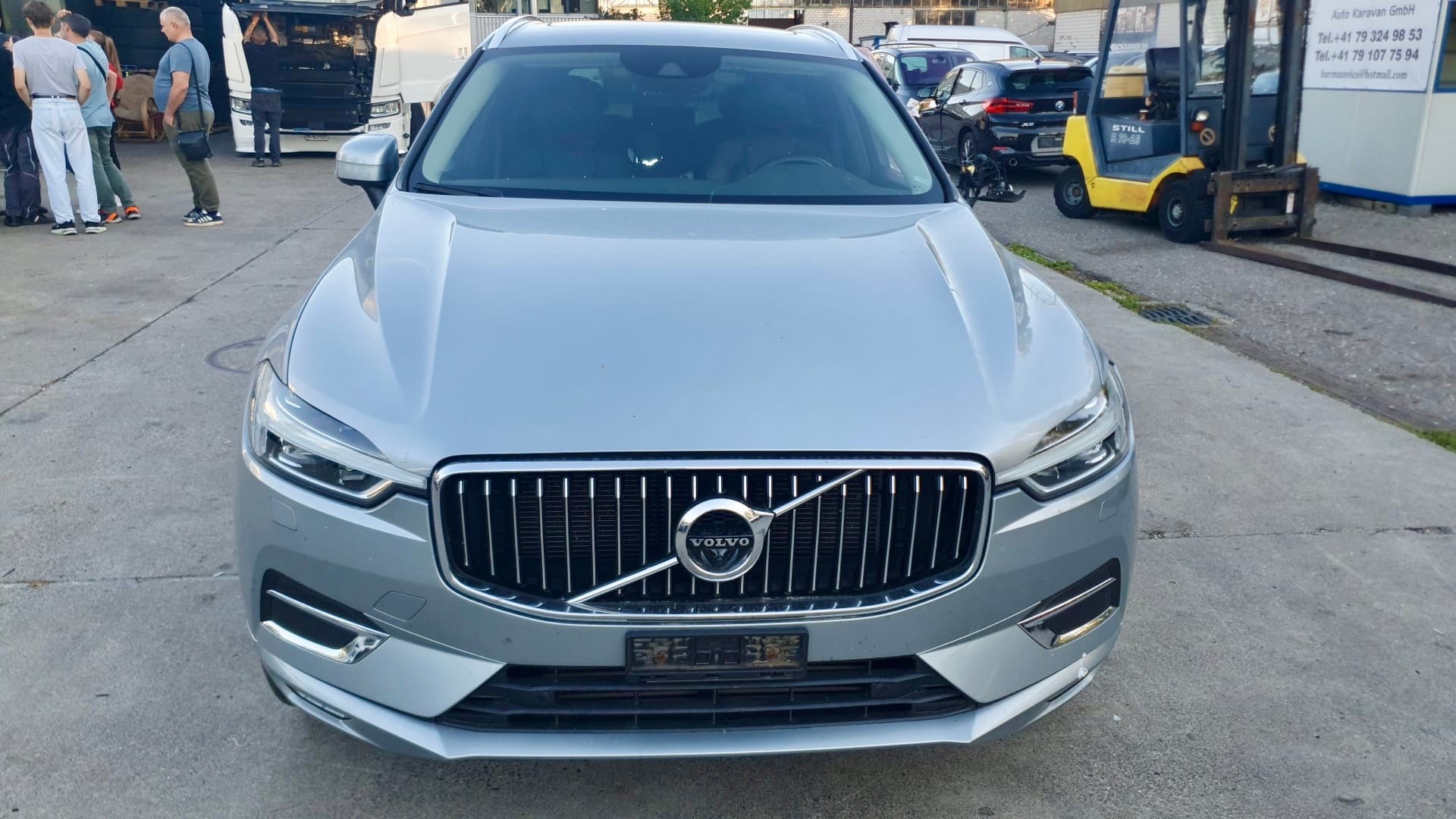 VOLVO XC60 T5 AWD Momentum Geartronic-image-6