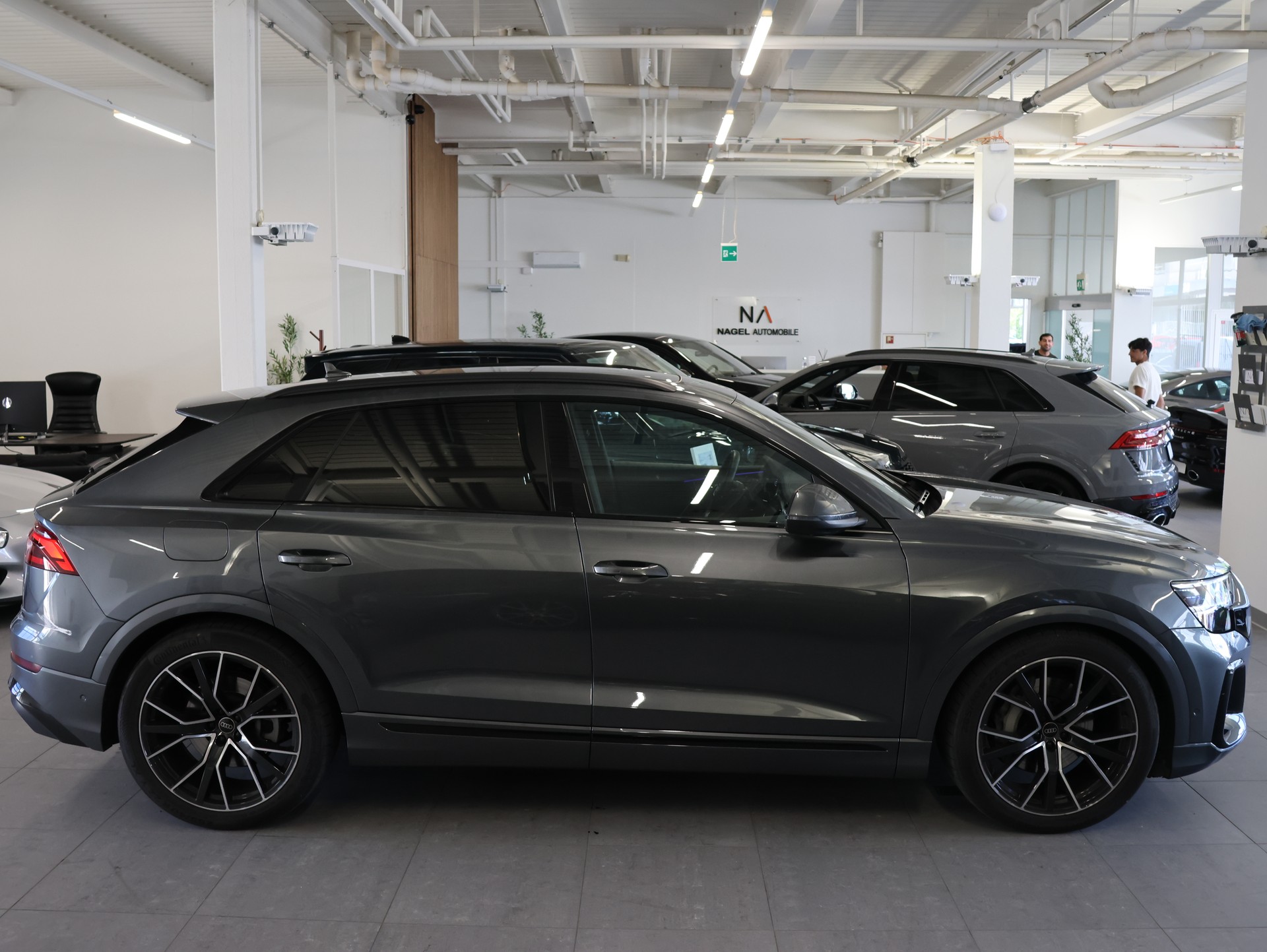 AUDI Q8 50 TDI quattro tiptronic *S-LINE*DAYTONGRAU-LACKIERUNG*-image-9