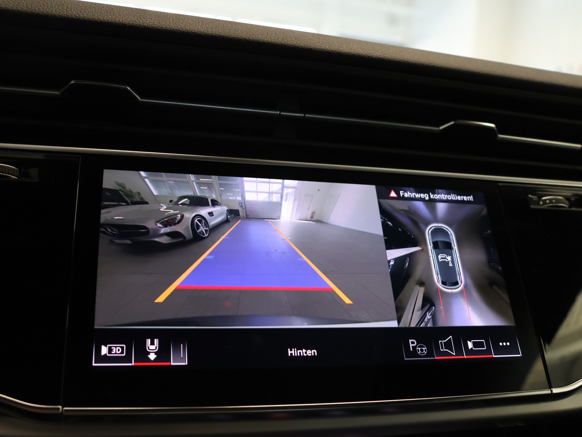AUDI Q8 50 TDI quattro tiptronic *S-LINE*DAYTONGRAU-LACKIERUNG*-image-20