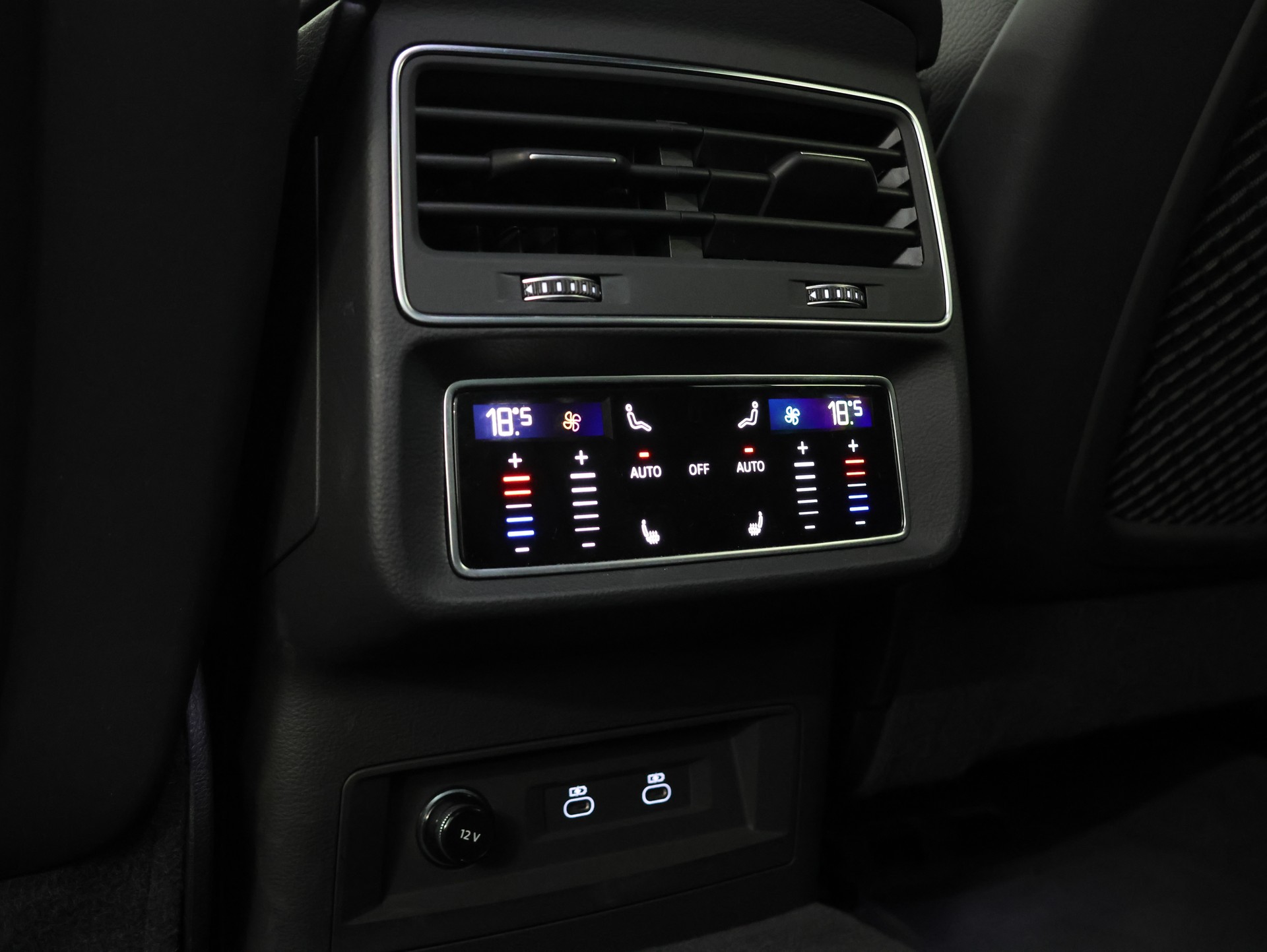 AUDI Q8 50 TDI quattro tiptronic *S-LINE*DAYTONGRAU-LACKIERUNG*-image-27