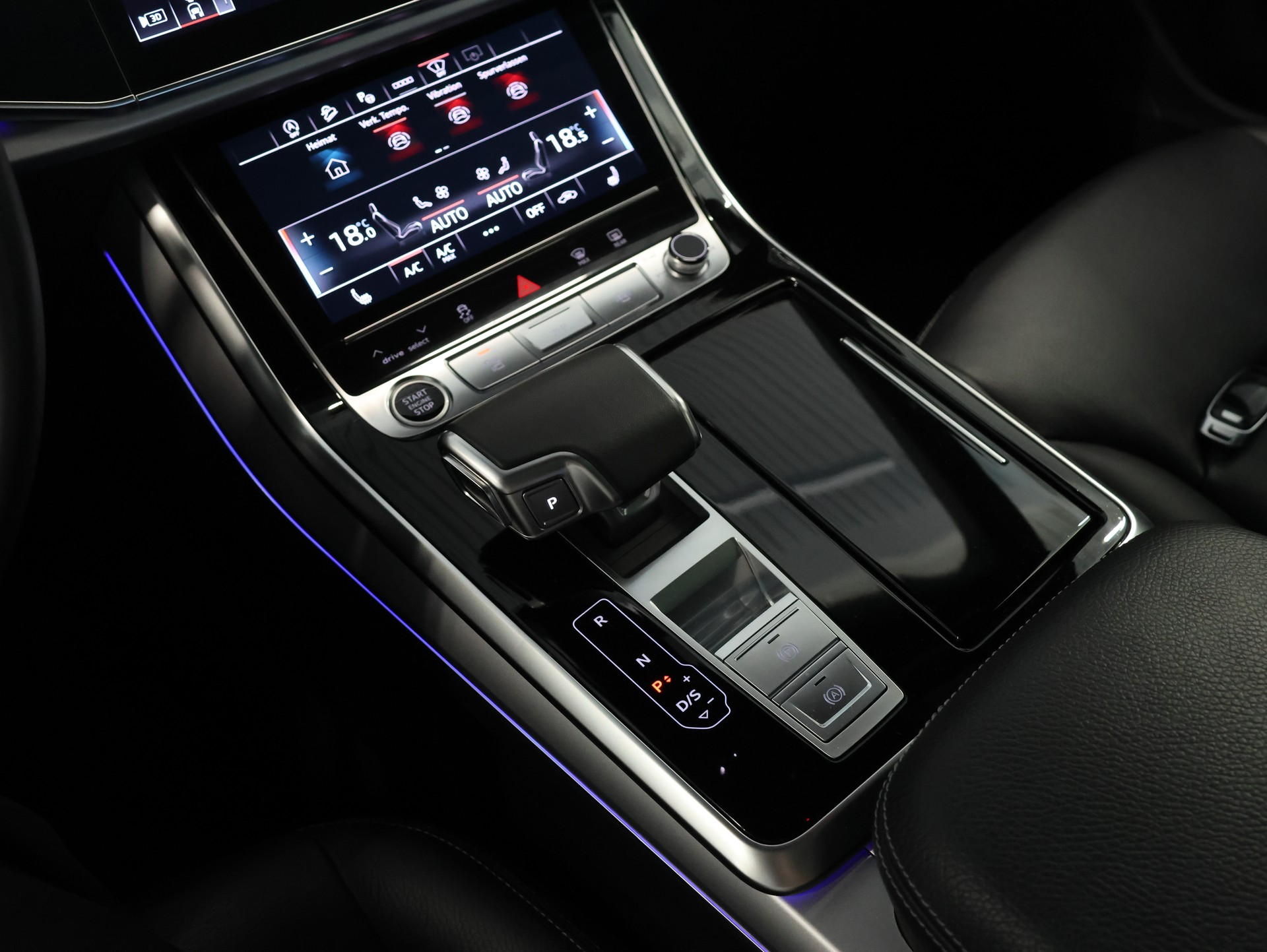 AUDI Q8 50 TDI quattro tiptronic *S-LINE*DAYTONGRAU-LACKIERUNG*-image-22