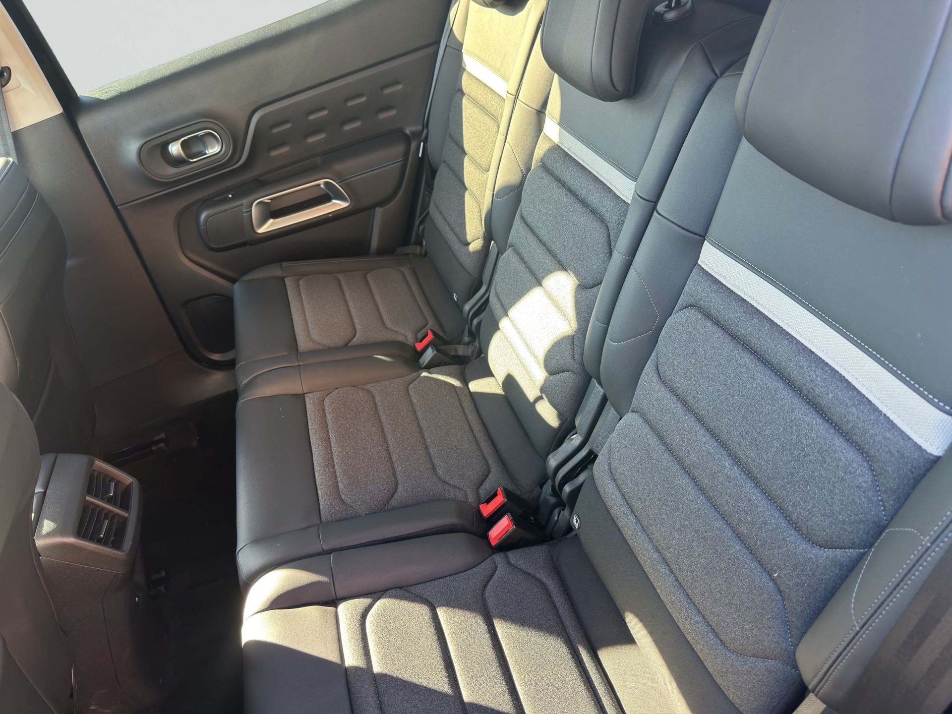 CITROEN C5 Aircross 1.2 HEV Max-image-7