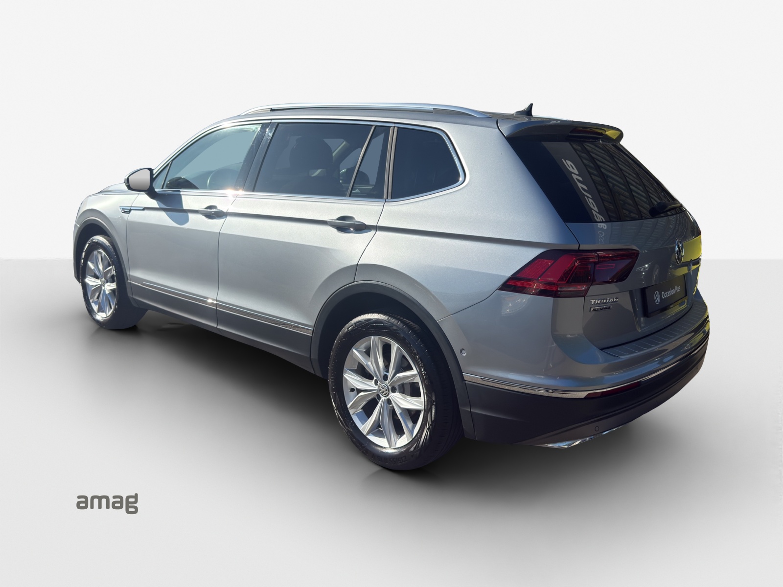 VW Tiguan Allspace 2.0TSI Highline 4Motion DSG-image-2