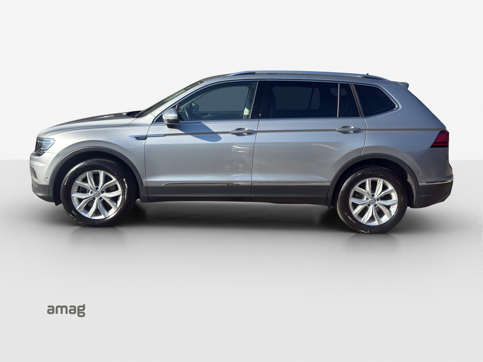 VW Tiguan Allspace 2.0TSI Highline 4Motion DSG-image-1